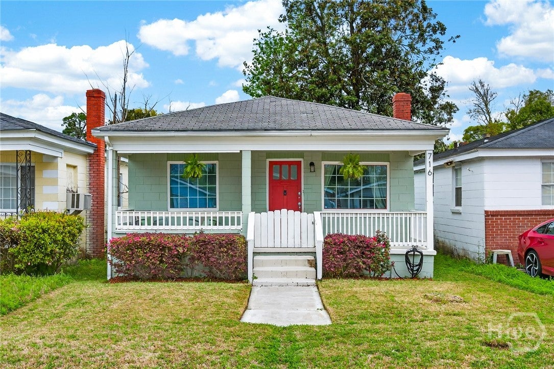 Charming & Updated 2BR Cottage by Cann Park