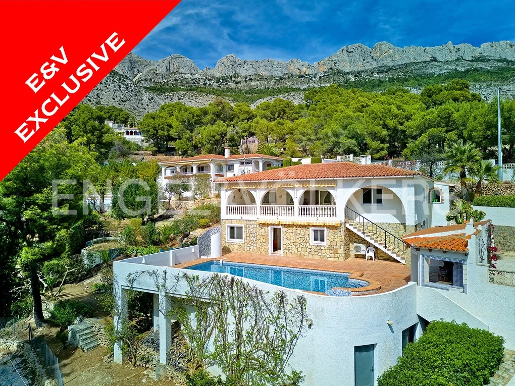 Schöne mediterrane Villa mit viel Ruhe in Altea