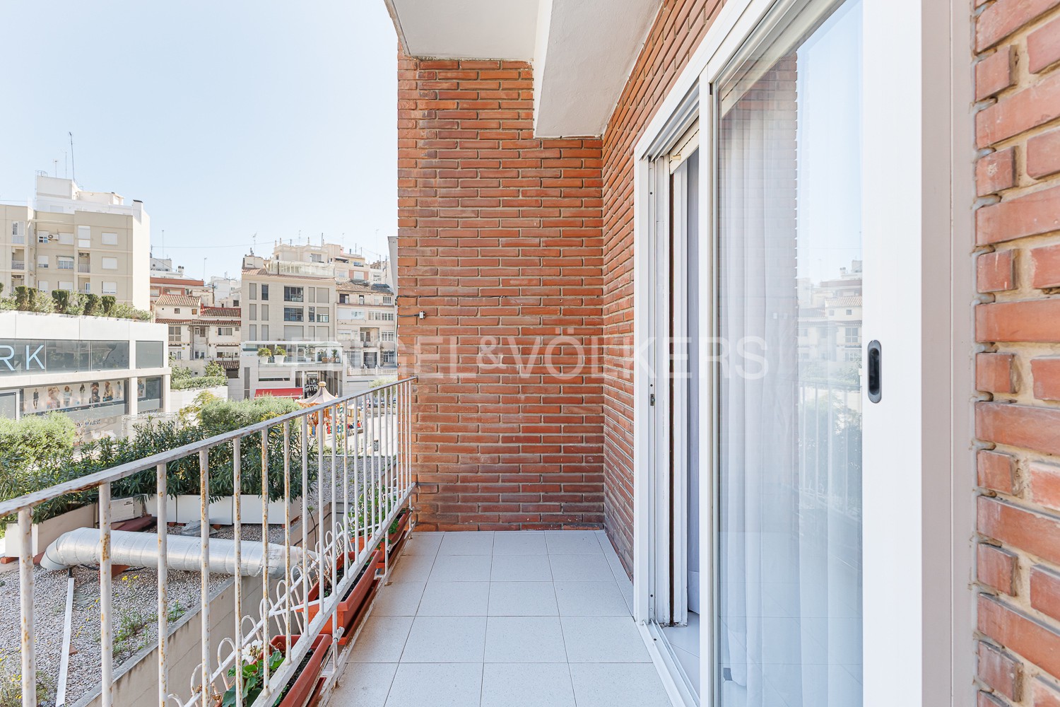 Spacious house in the center of Valencia