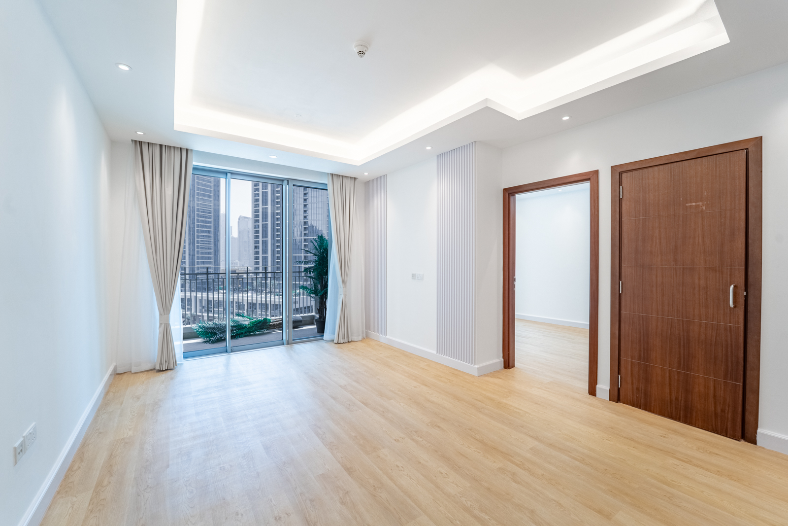 Rennovated | Unfurnished | Spacious | Super Bright