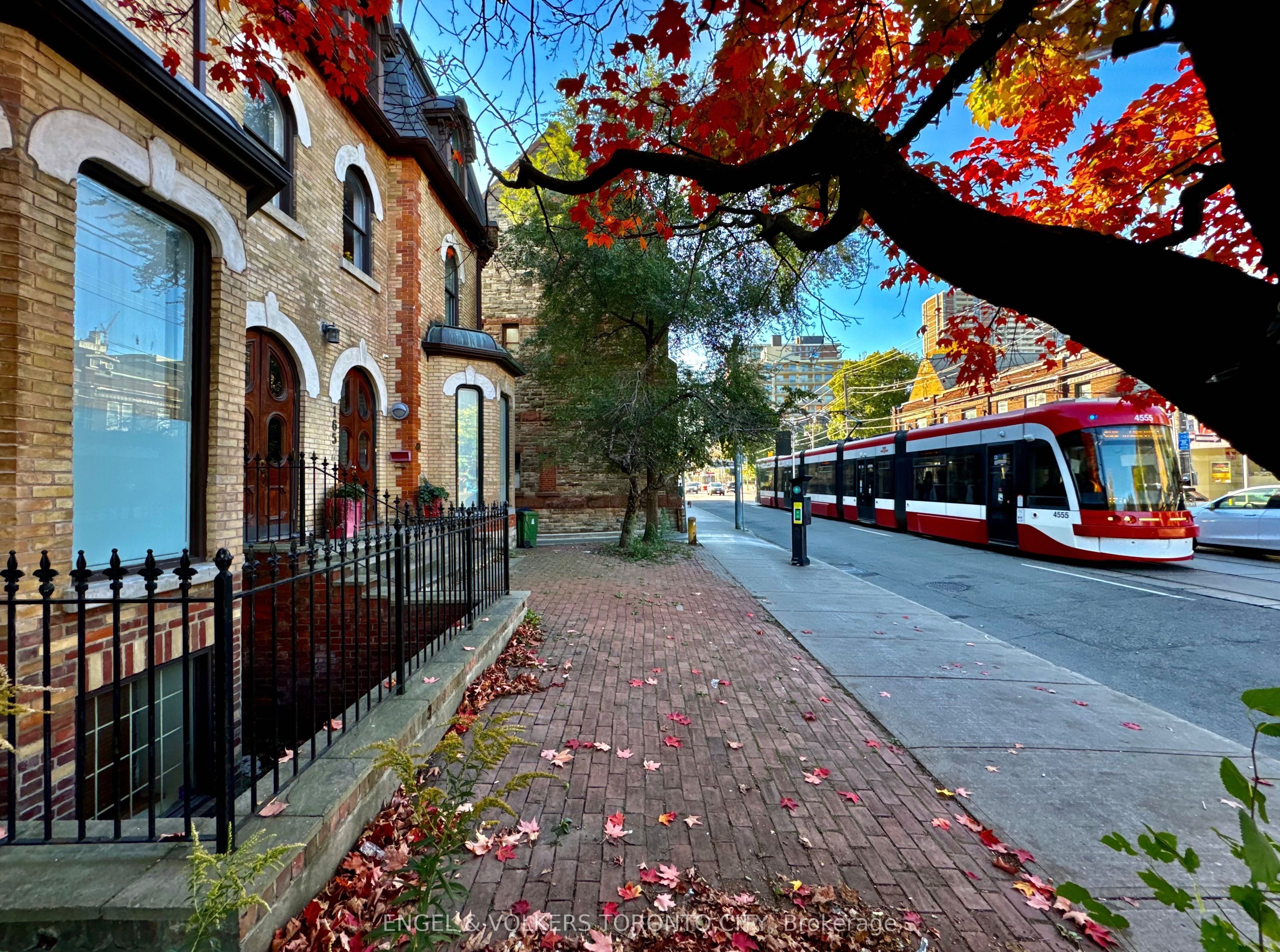 Mesmerizing Victorian Home in the Heart of Toronto.
