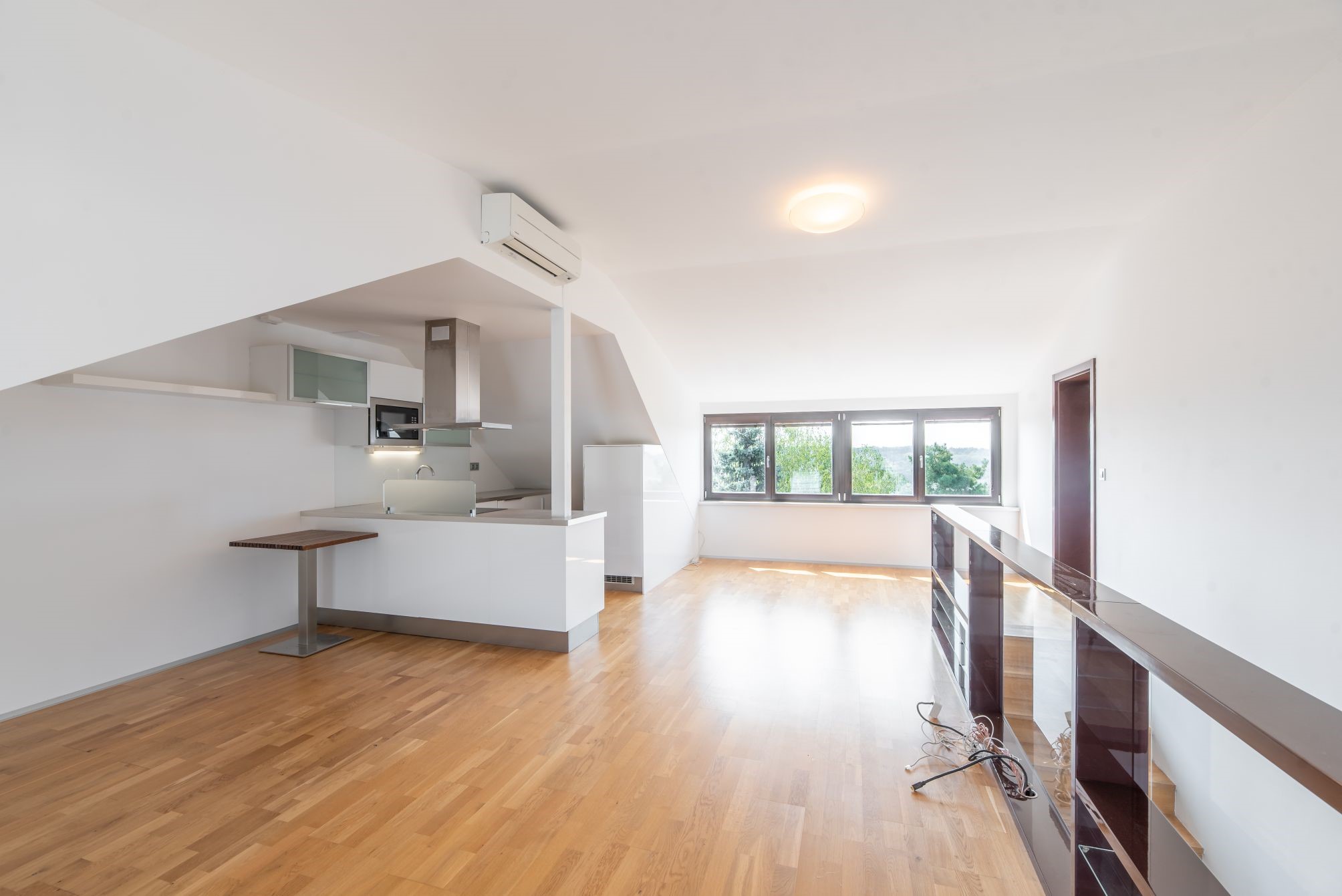 Rent an apartment 3+kt near Ladronka park