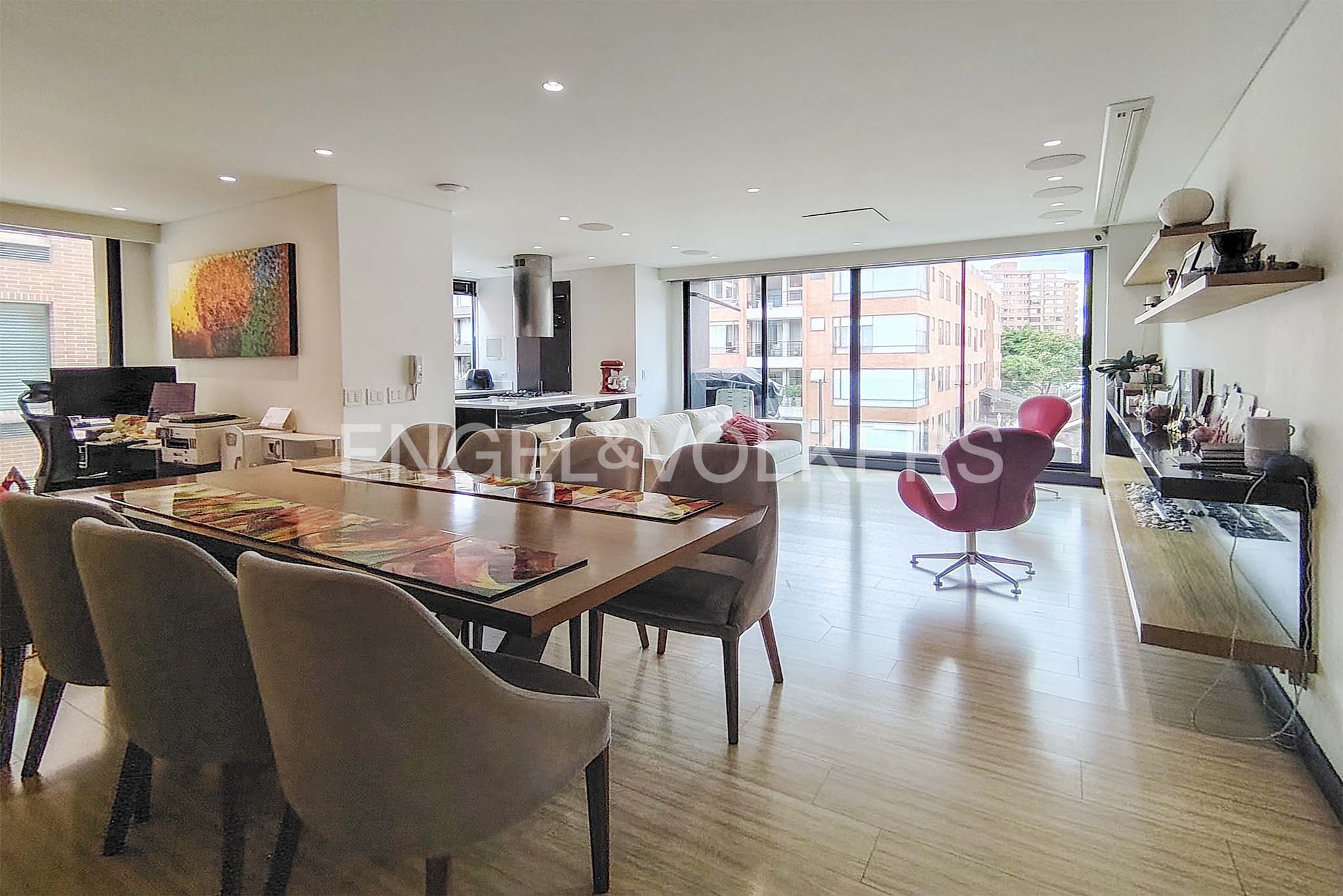 Apartamento con balcón para venta en Calleja Baja