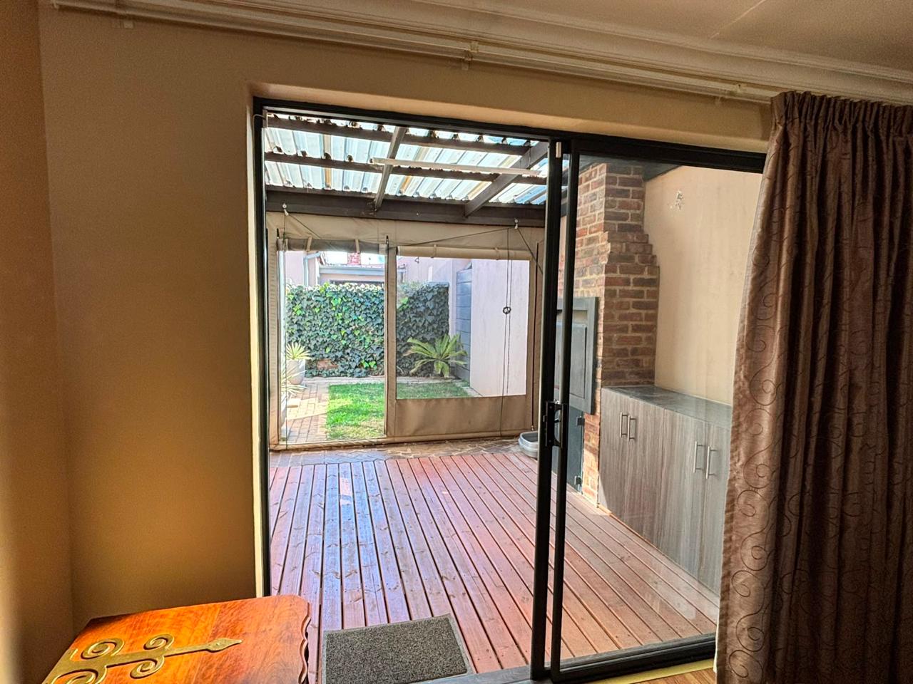 Modern and stunning three bedroom townhouse