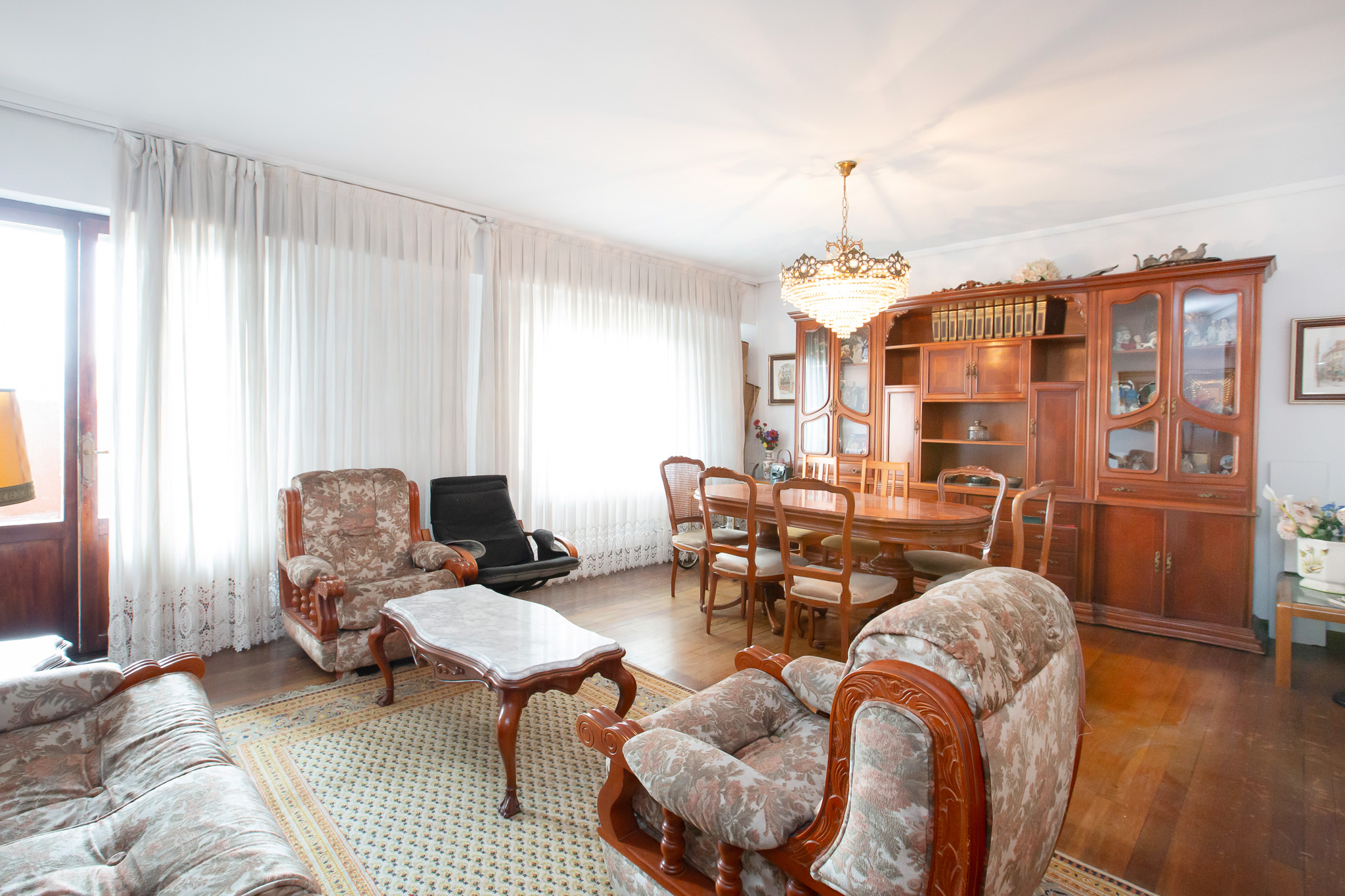 Spectacular apartment in Deusto with panoramic views of Bilbao