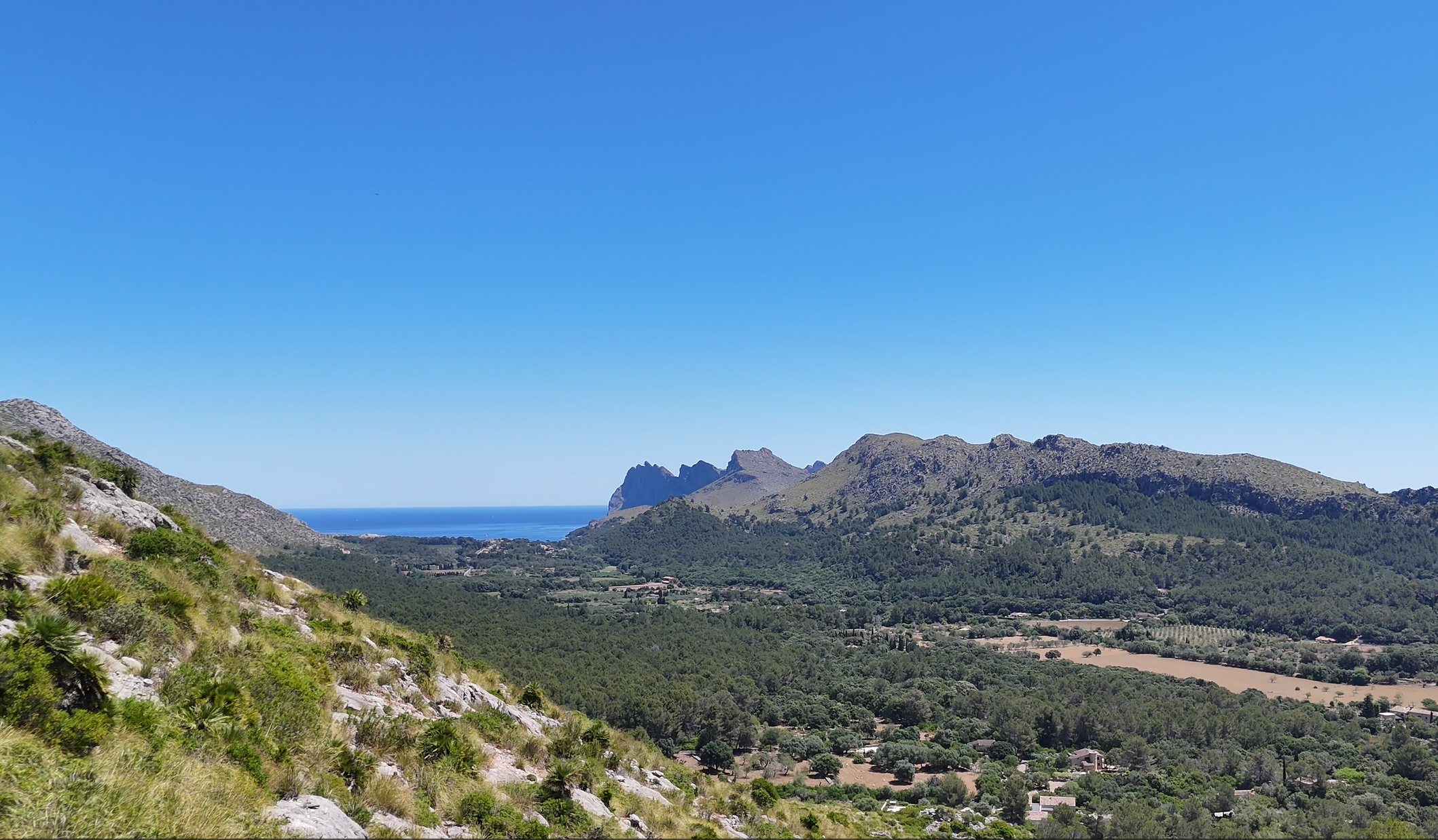 Exclusive plot with stunning views of the bays of Pollensa and Alcúdia