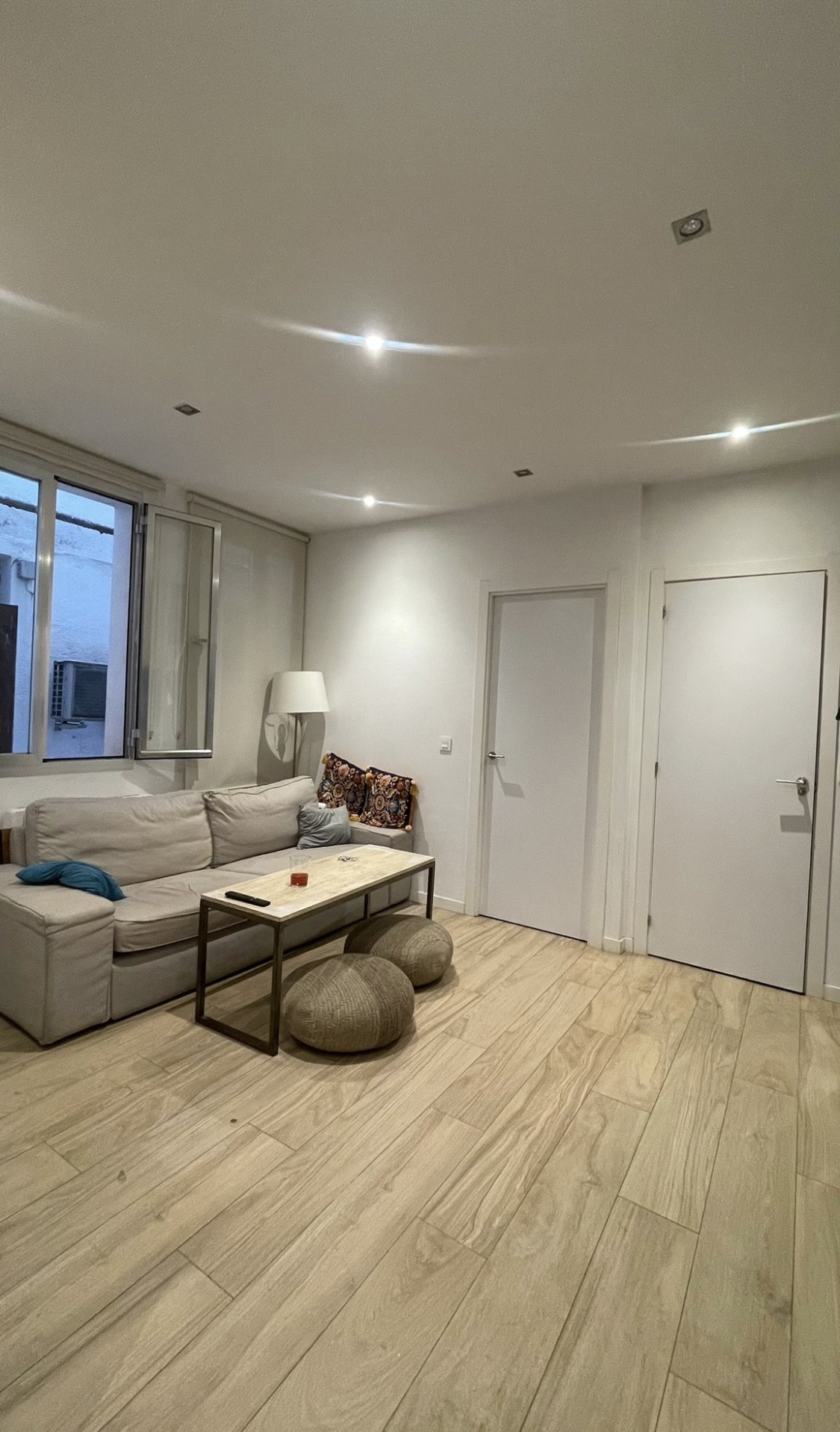 Ground-floor apartment with patio and 3 bedrooms, ideal for students – Chamberí