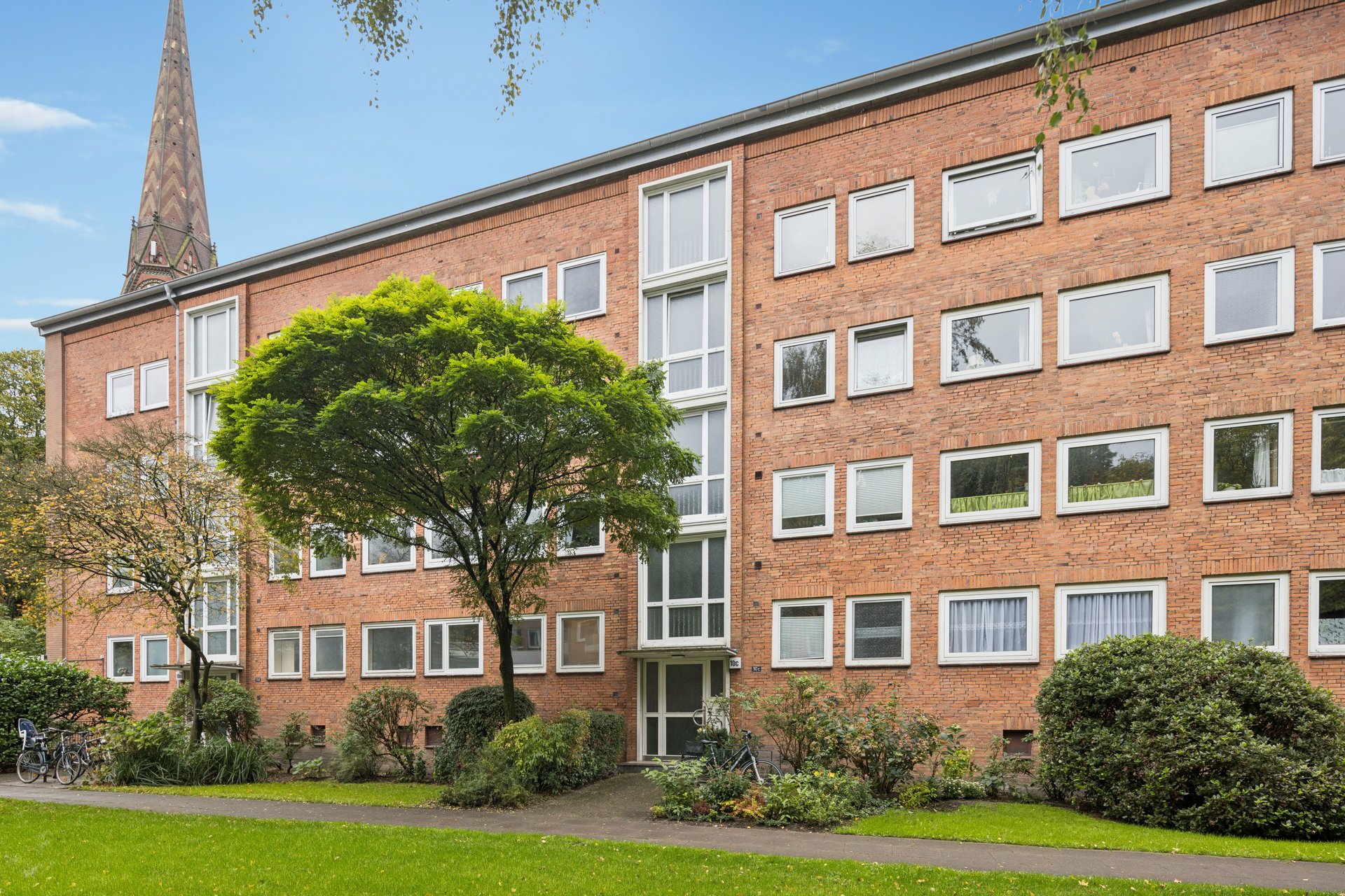 Alsternahe 2-Zimmer Wohnung in Hamburg Uhlenhorst