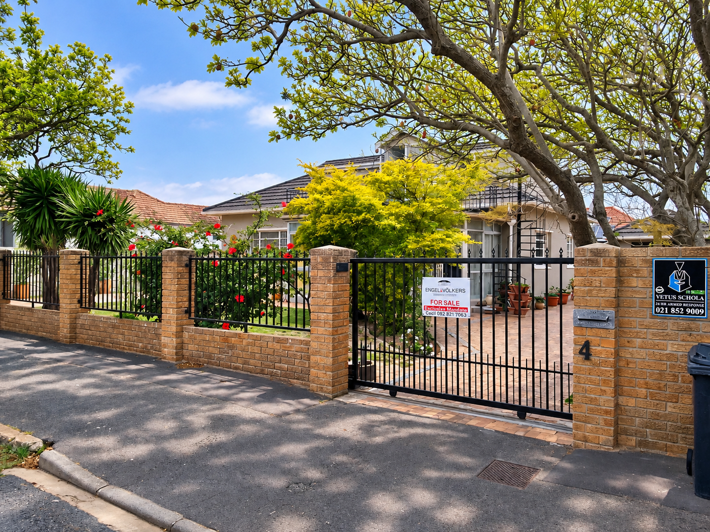 3 Bedroom Home for Sale - Strand North