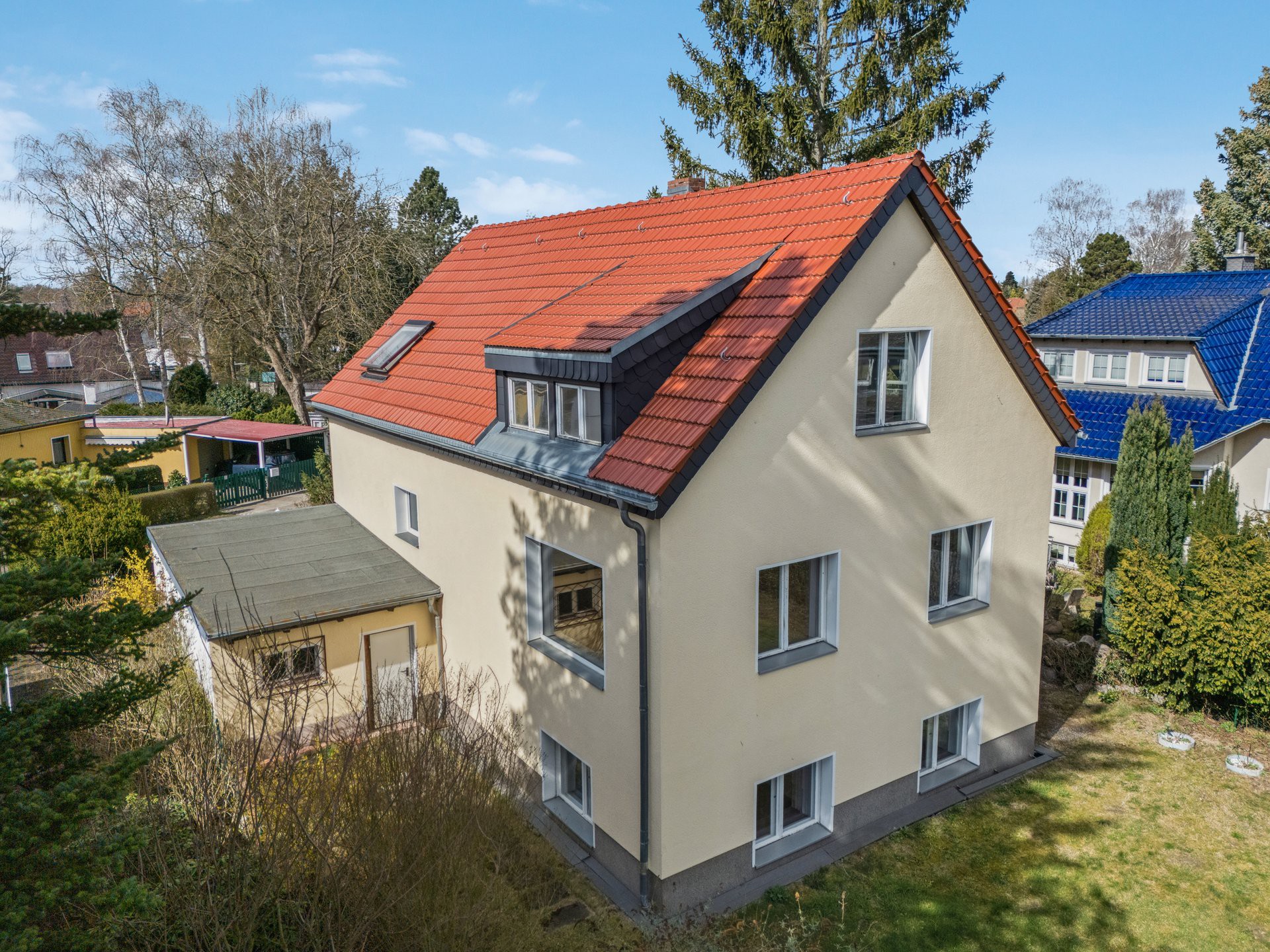 Ihre Chance zum Traumhaus: außen fertig, innen voller Möglichkeiten!