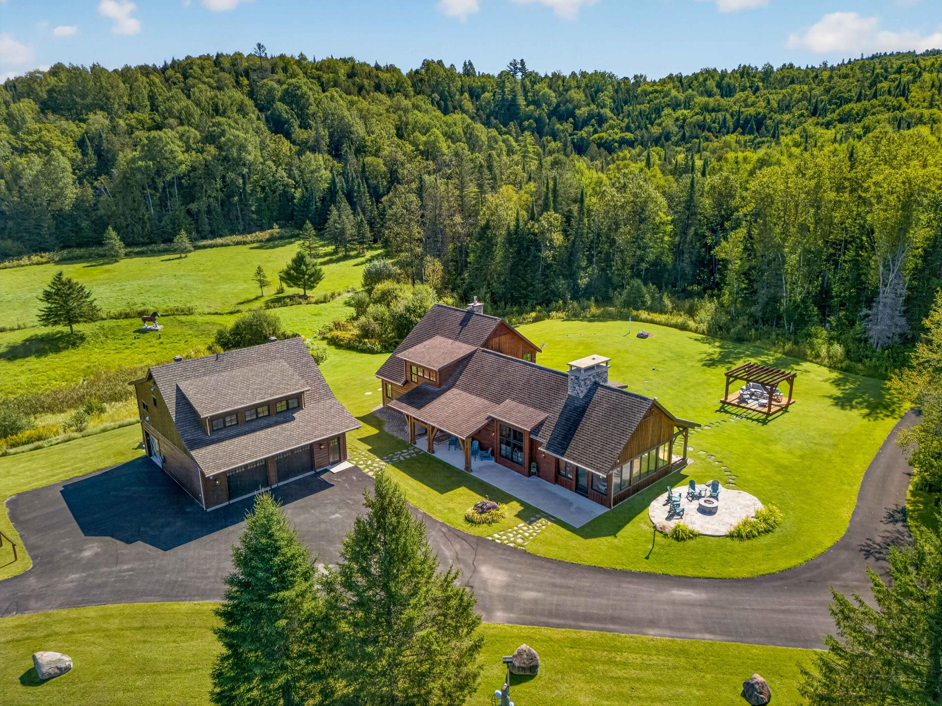 Exceptional 105-acre ranch-style estate