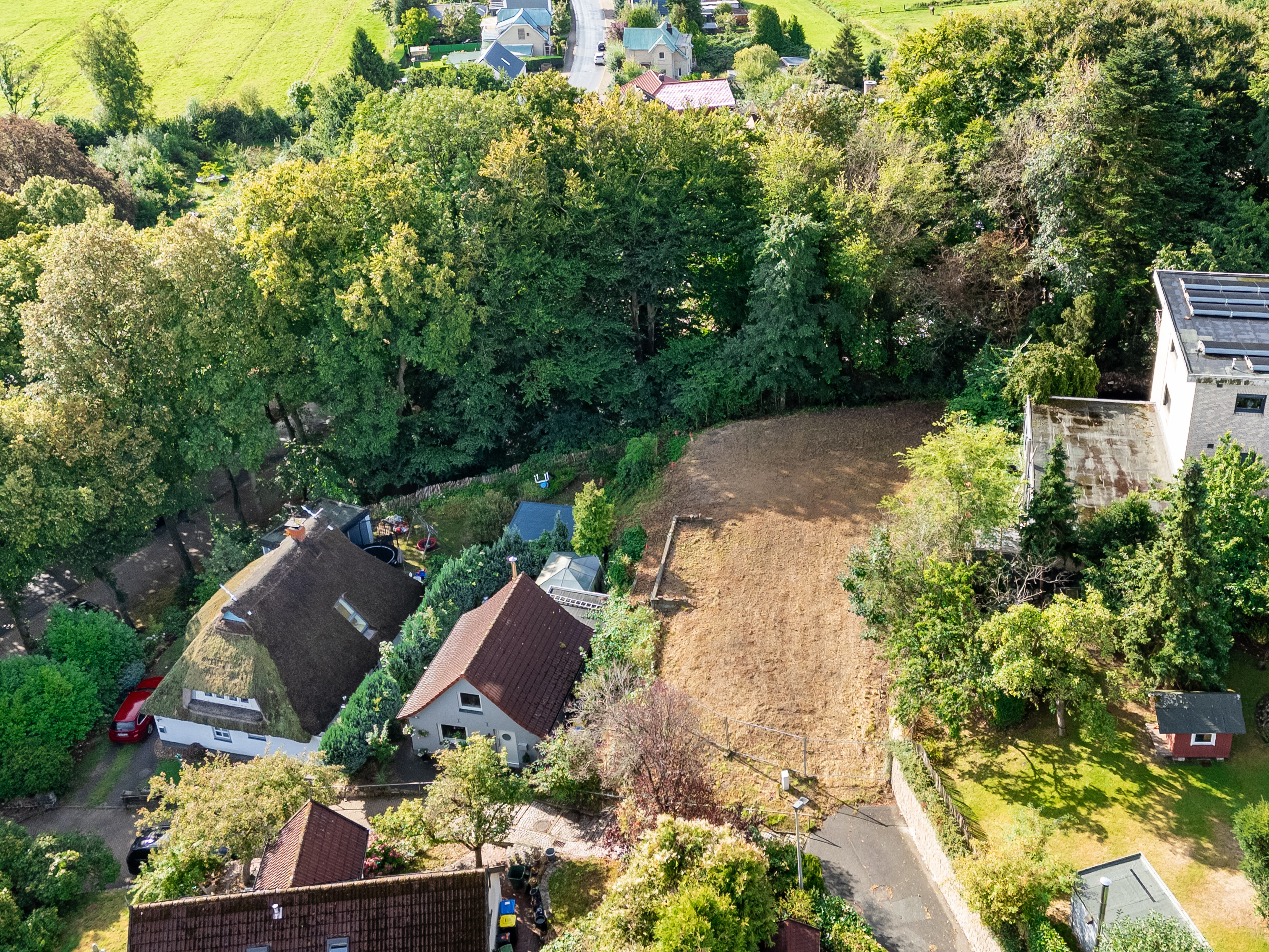 Sofort Bebaubar - Idyllisches Grundstück in Hanglage