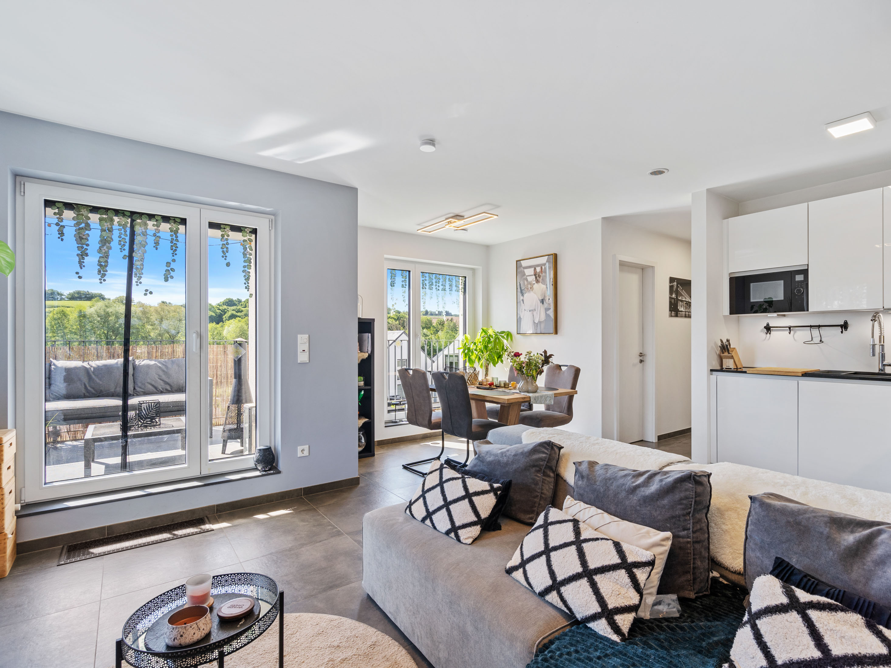 Penthouse Duplex 2 bedrooms with office and 2 parking spaces