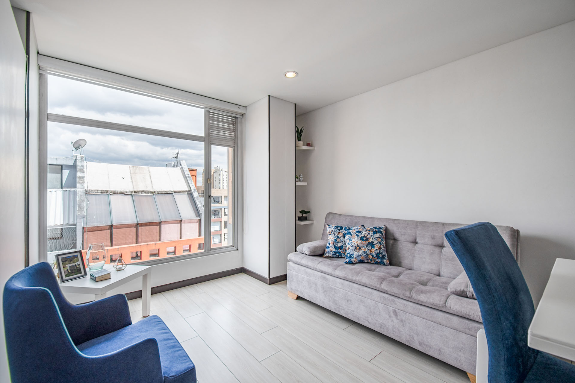 Apartamento con balcón para la venta en Chapinero Alto