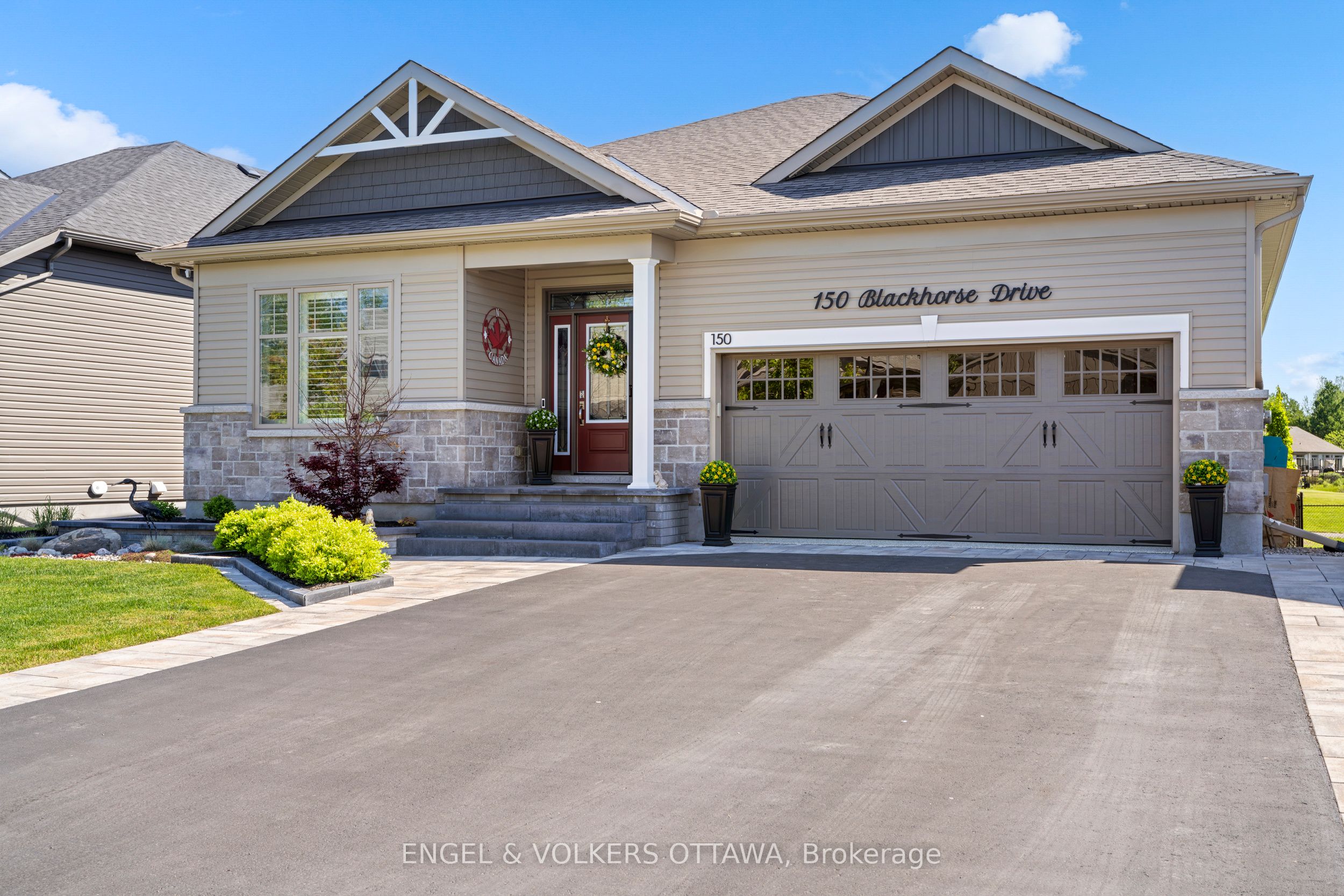 Beautifully upgraded bungalow