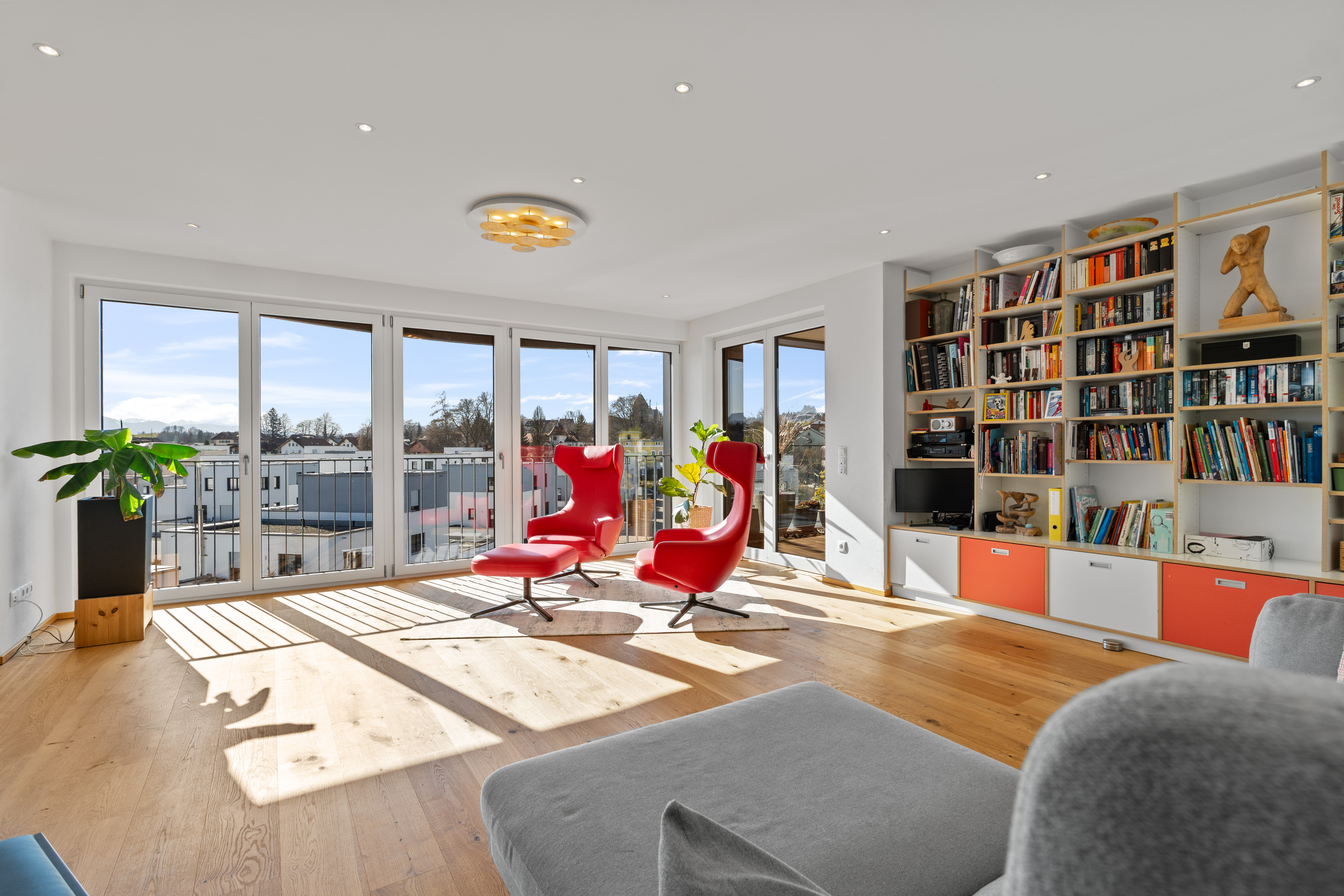 Wohntraum über den Dächern – Exklusive Dachgeschosswohnung mit Weitblick in Waltenhofen