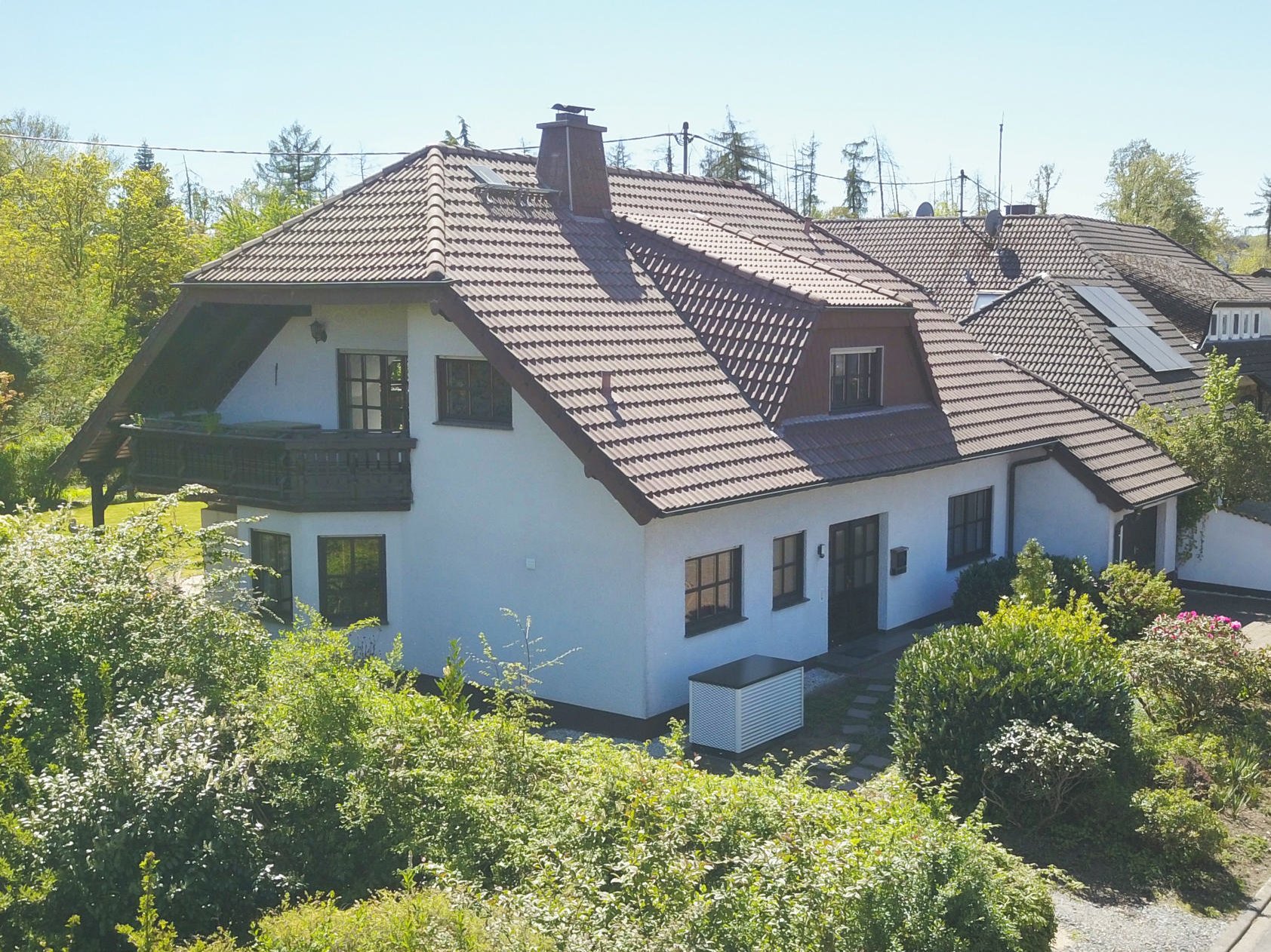Großzügige Landhausvilla in bevorzugter Wohnlage