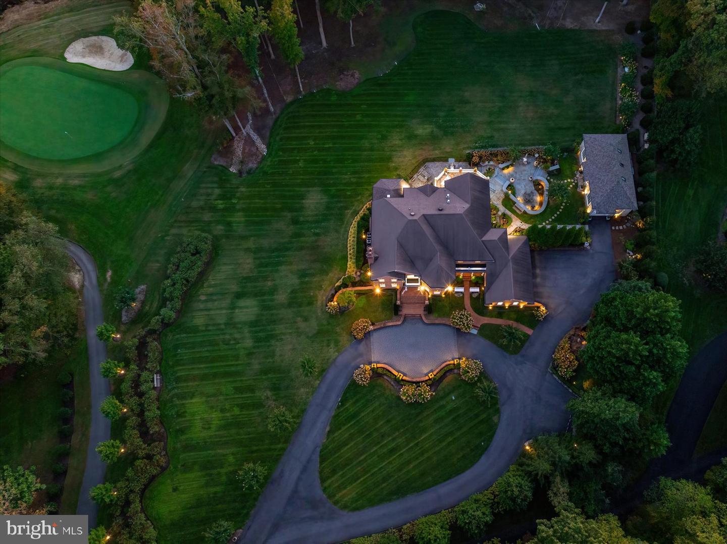 A South River Colony Estate