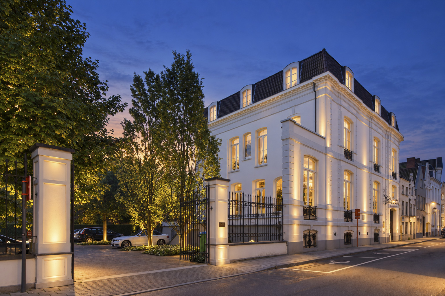 Monumentaal neoclassicistisch herenhuis