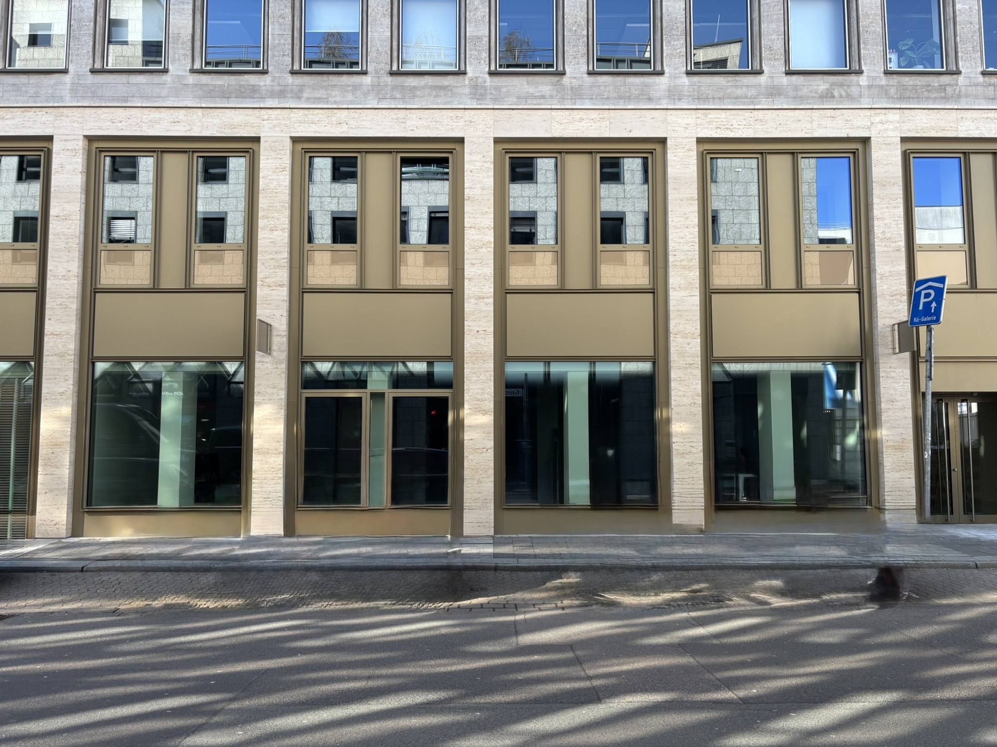 Vielseitig nutzbare Gewerbefläche in der Nähe zur Königsallee