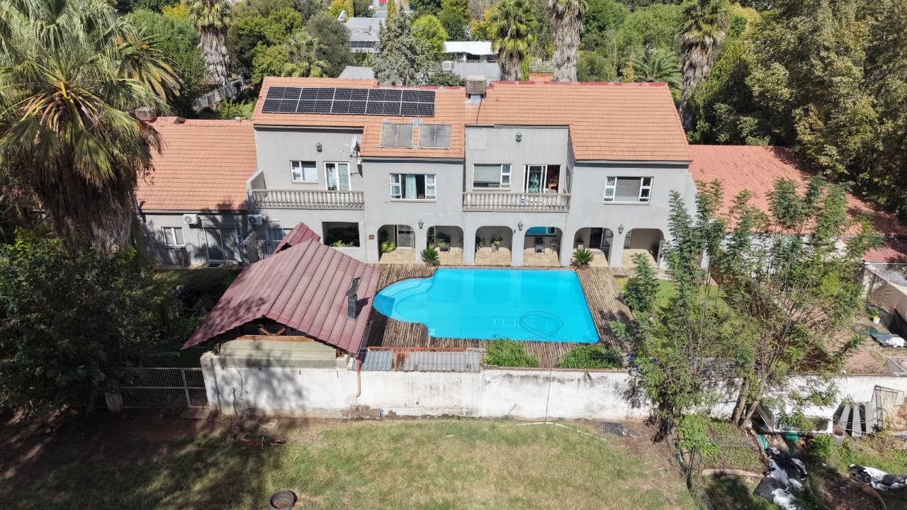 Luxury living Guesthouse in Douglas