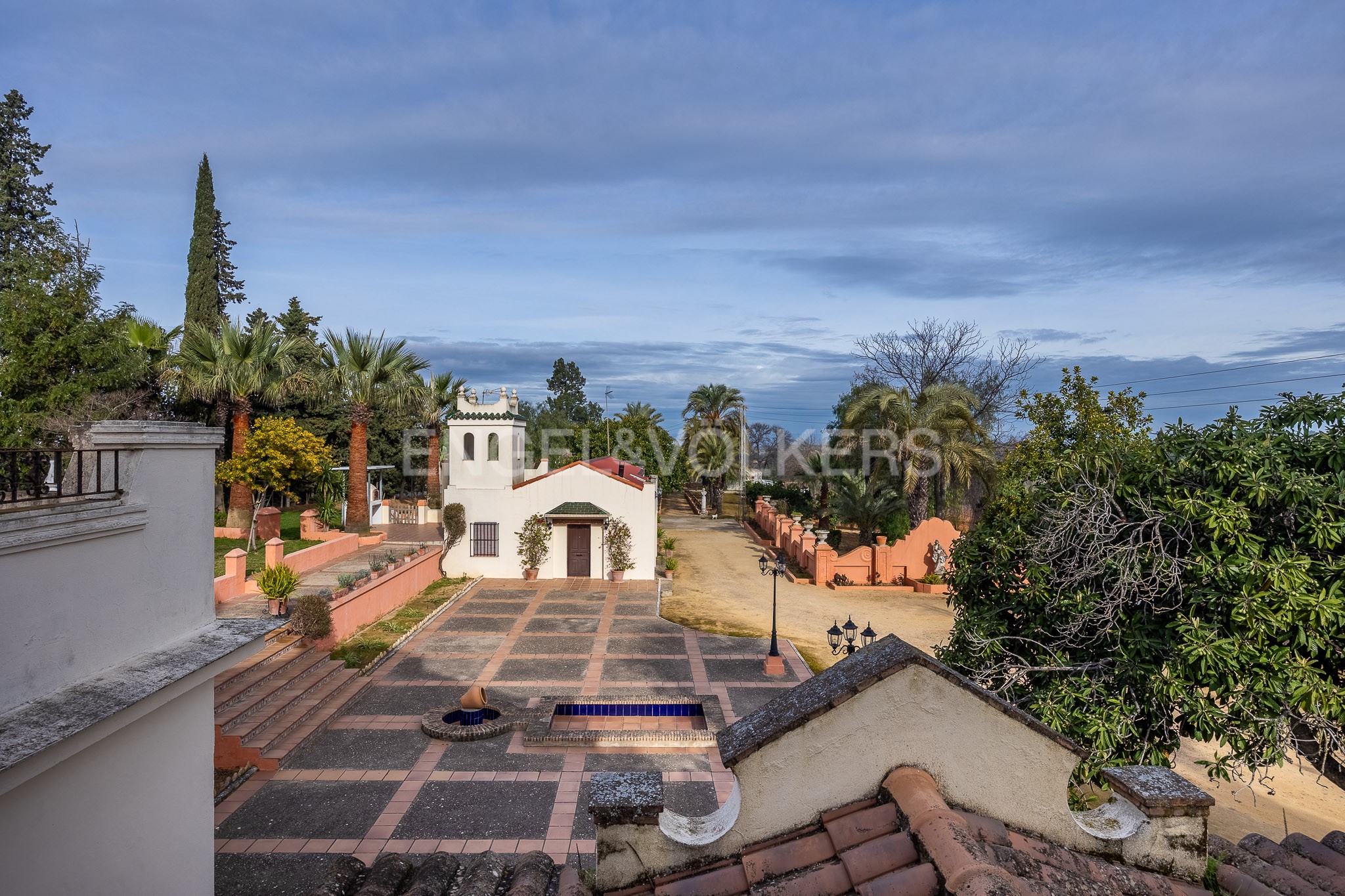 LUXURY LEISURE PROPERTY FOR SALE