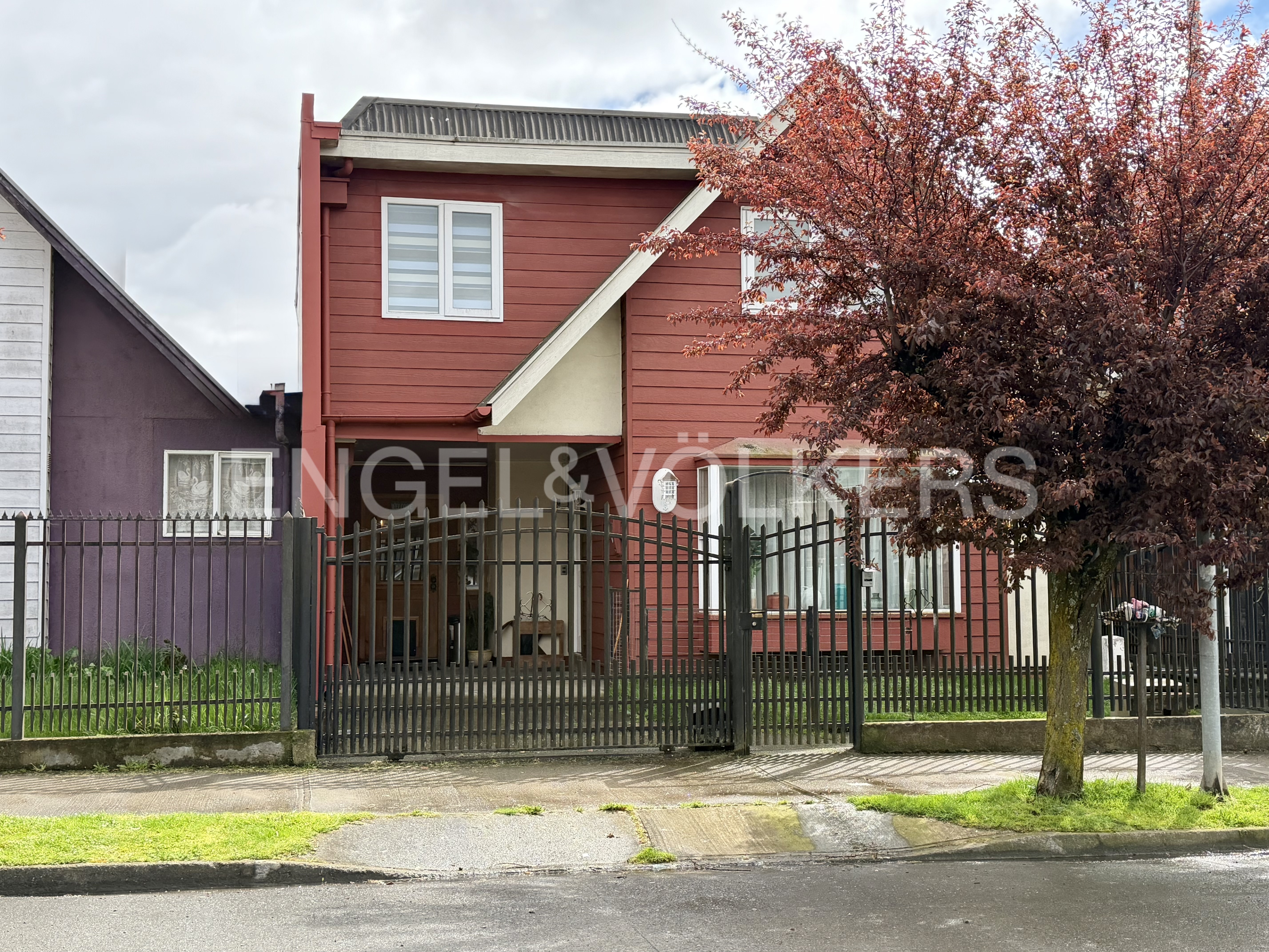 Casa remodelada 3D 3B sector residencial