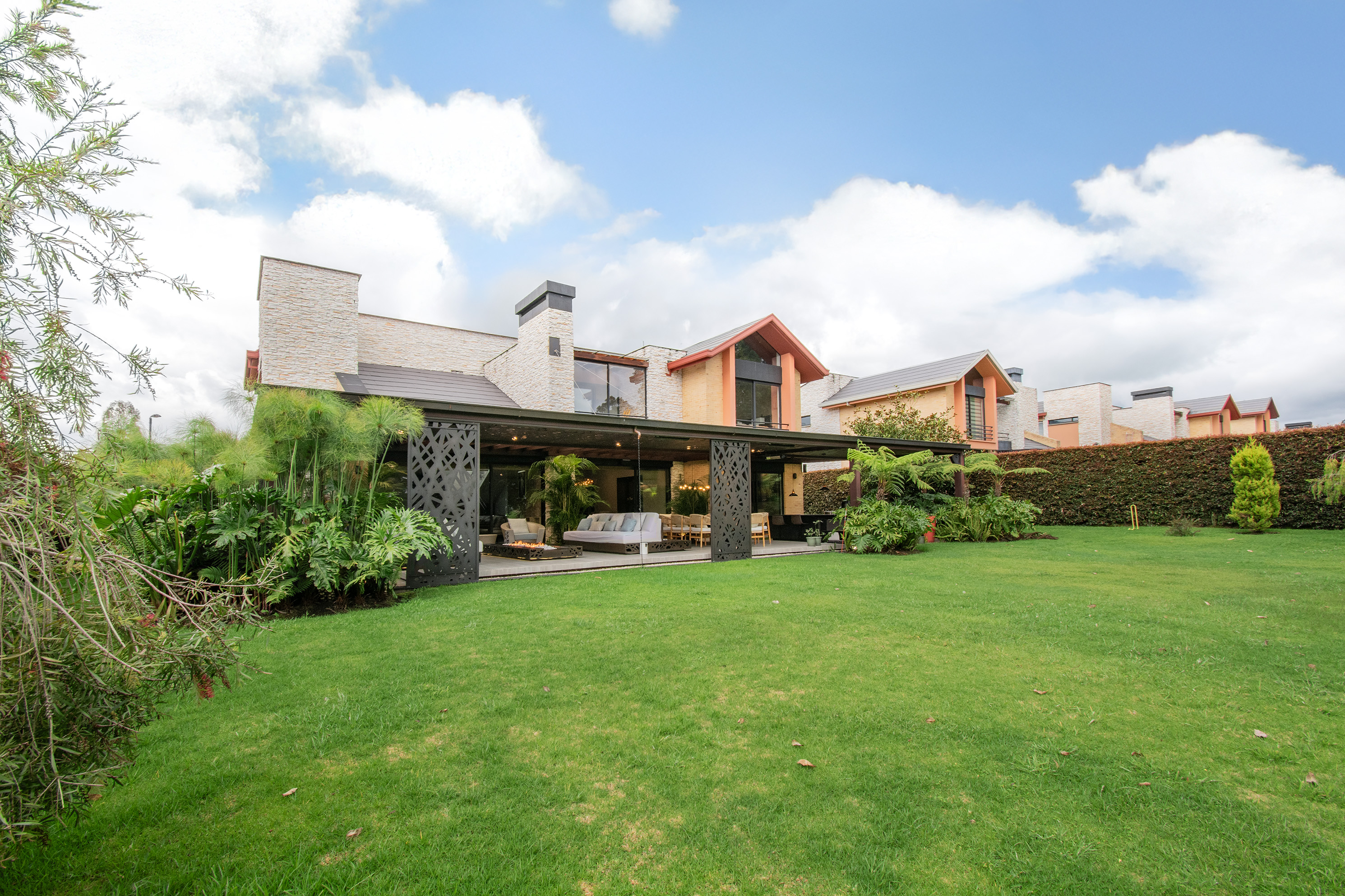 Moderna casa para arriendo en Sopó
