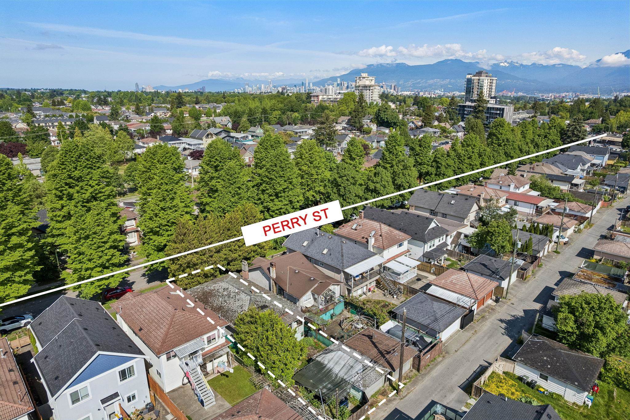 Great Land Opportunity in Kensington-Cedar Cottage