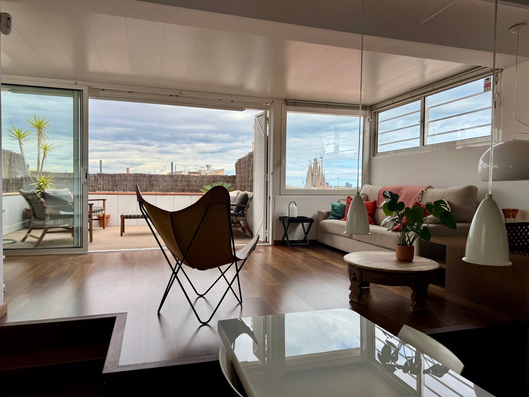 Charming 1-bedroom apartment in Gràcia