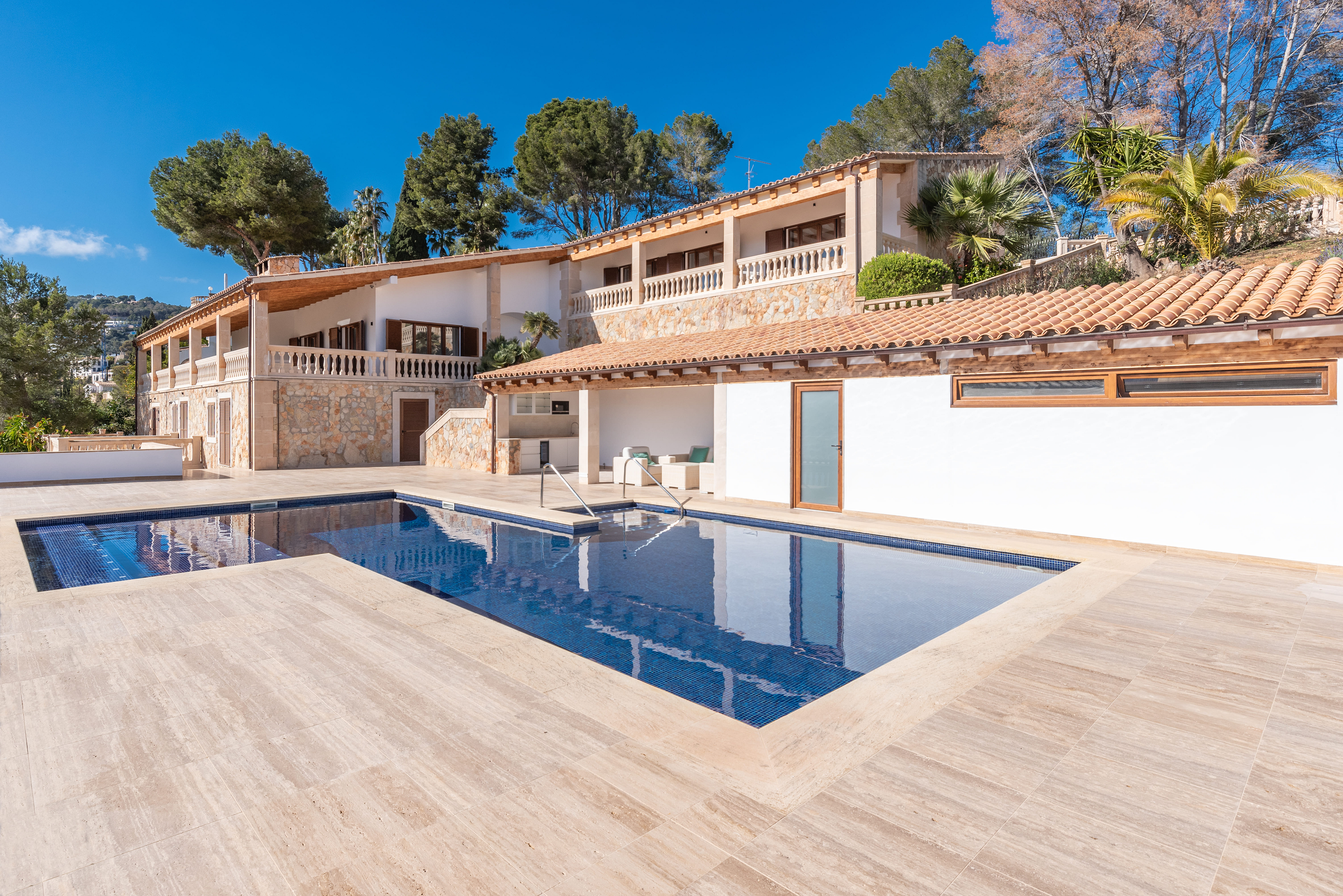Atemberaubende große Villa mit Panoramablick in Son Vida