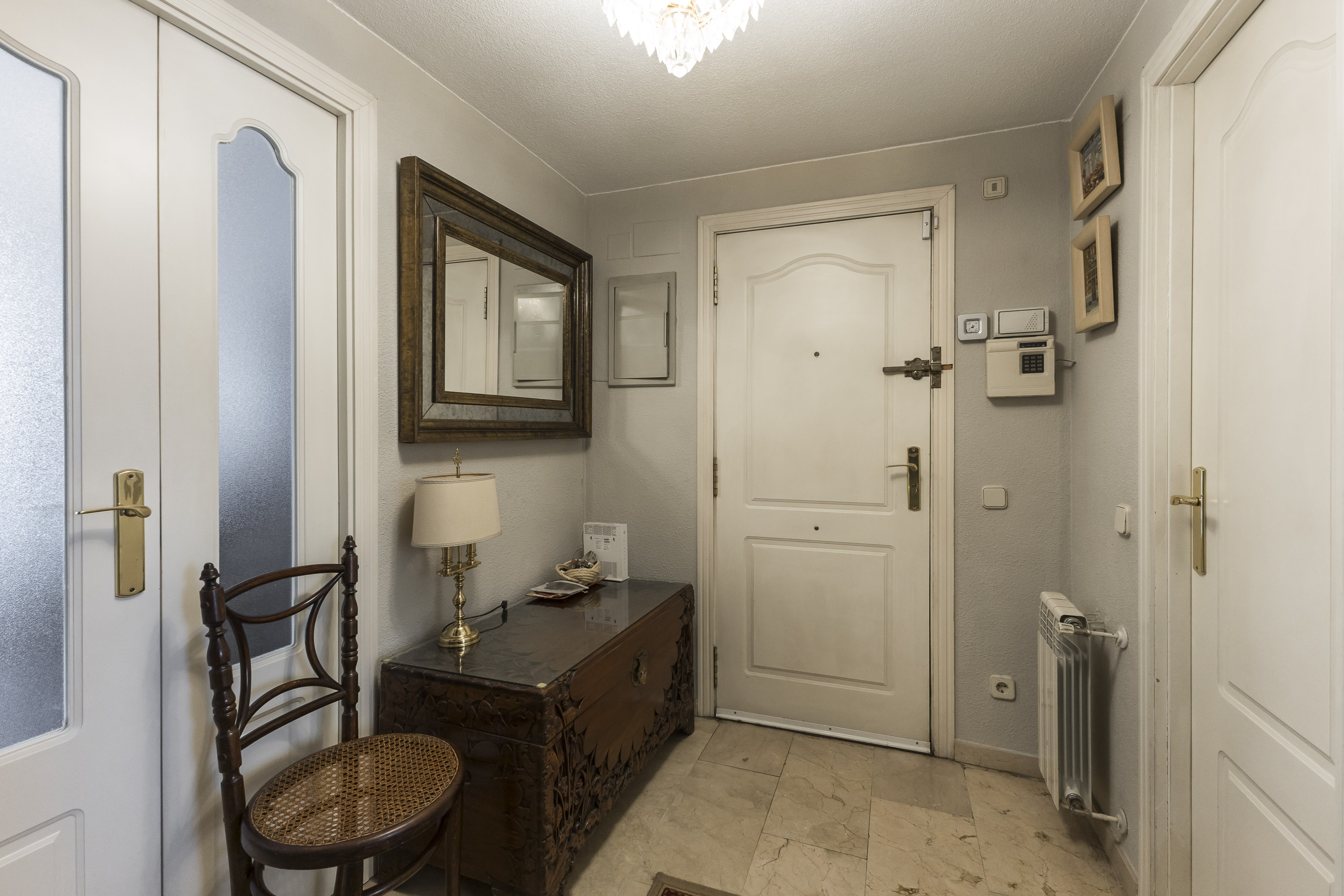 Triplex exclusif de 220 m² avec patio privé et garage double à Arroyo de la Vega