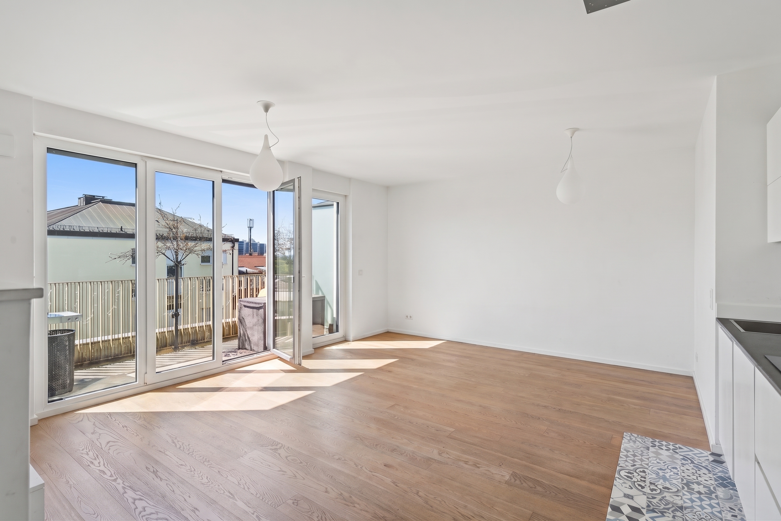 Exclusive rooftop terrace apartment with Alpine views in a prime location in Munich-Bogenhausen