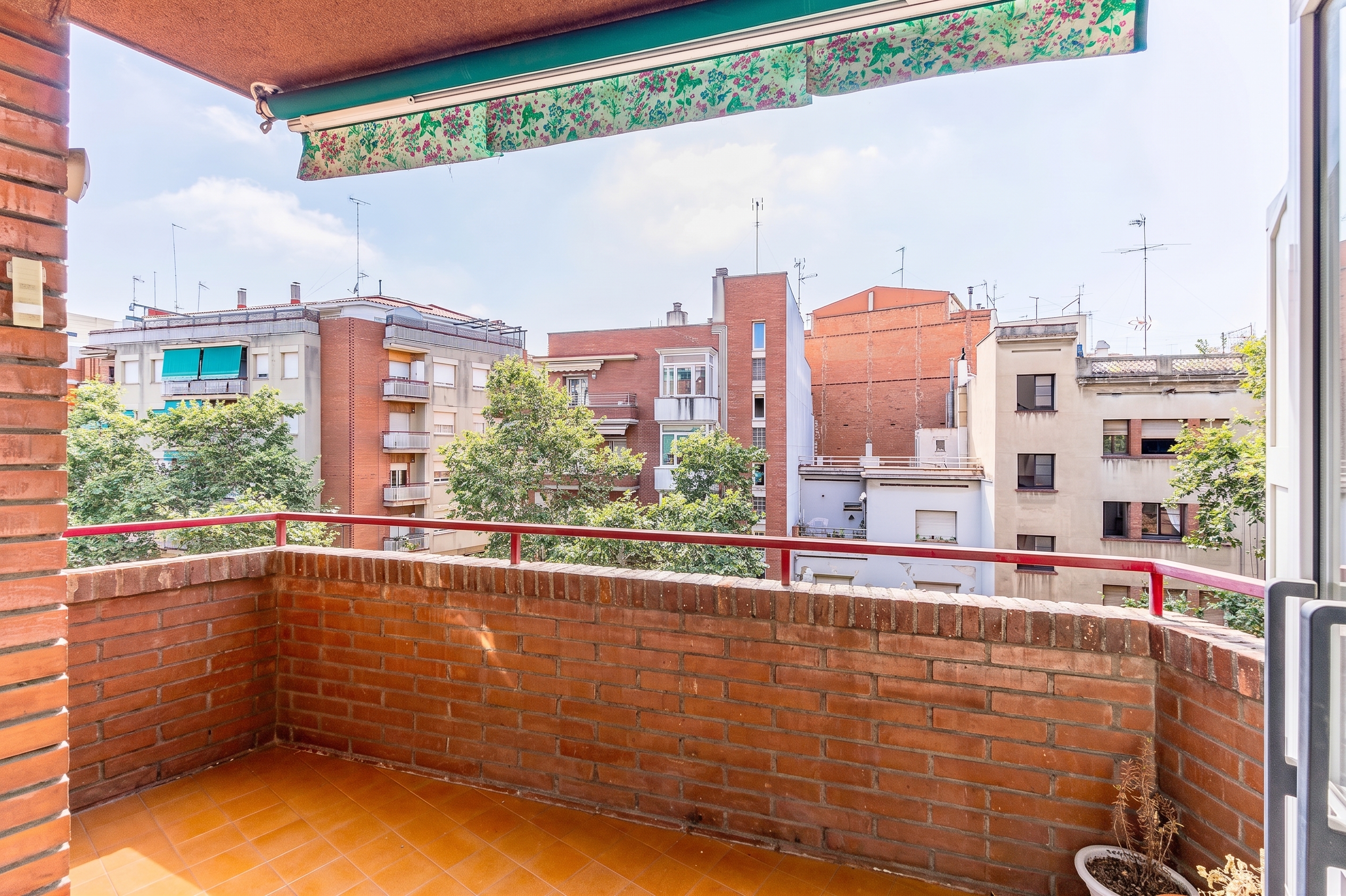 Brightness, spaciousness and comfort in the heart of El Guinardó