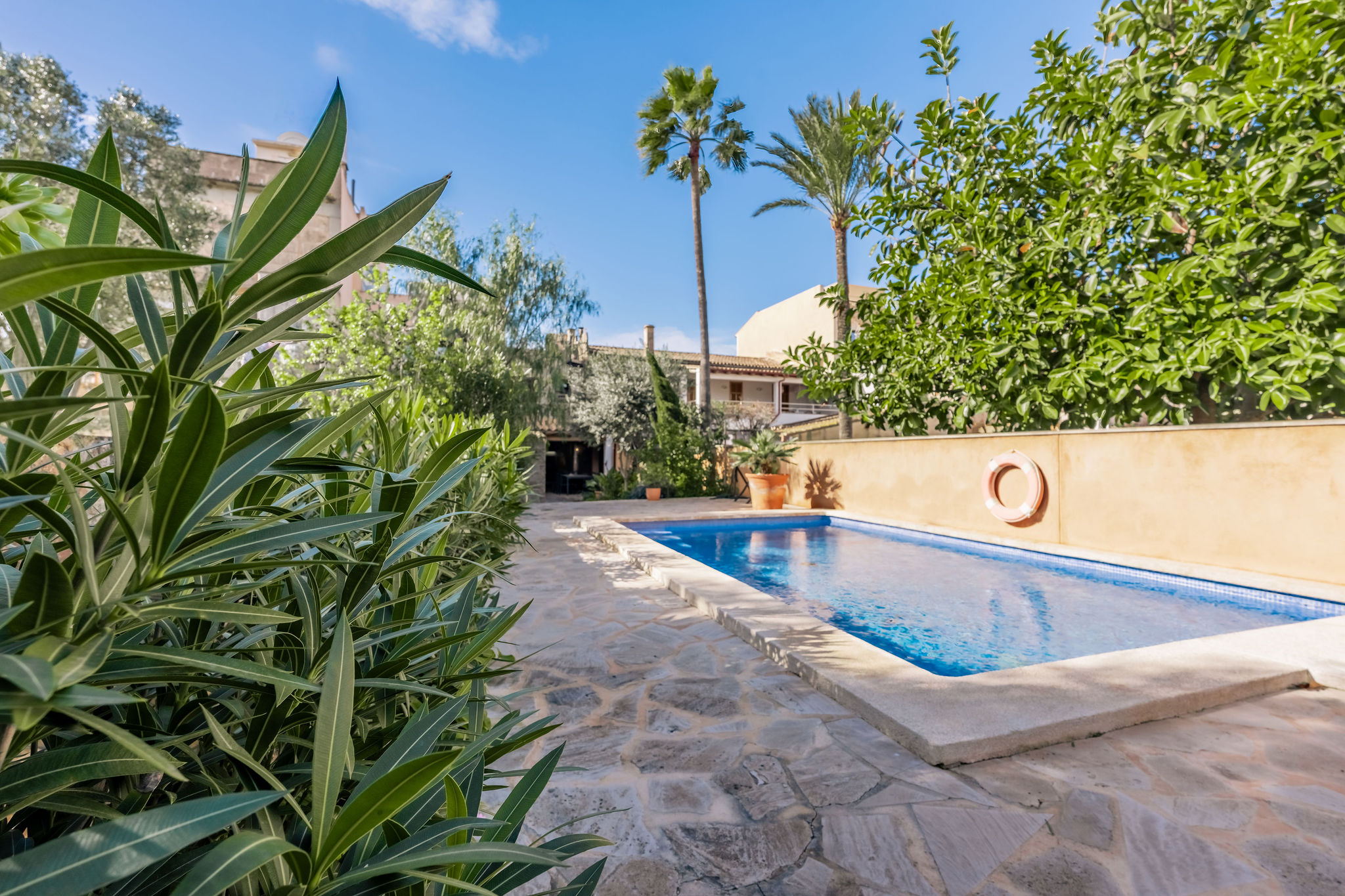 Renovated town house with pool in central Santanyí location