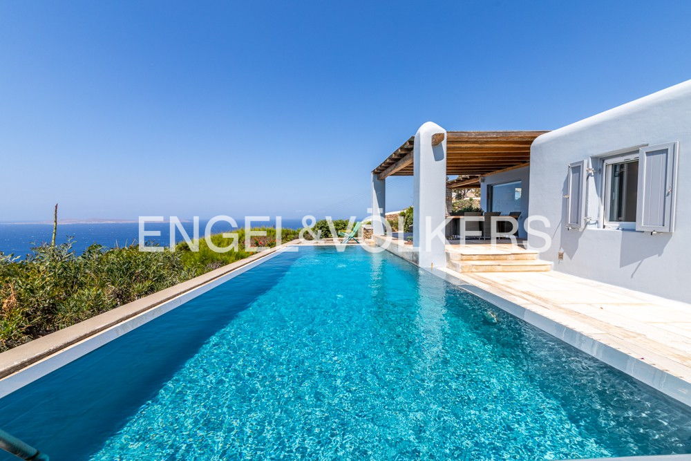 Mykonos Panoramic Three Bedroom Villa