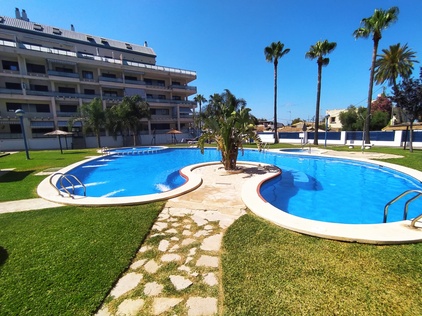 GROUND-FLOOR APARTMENT IN A PRIME AREA OF DENIA