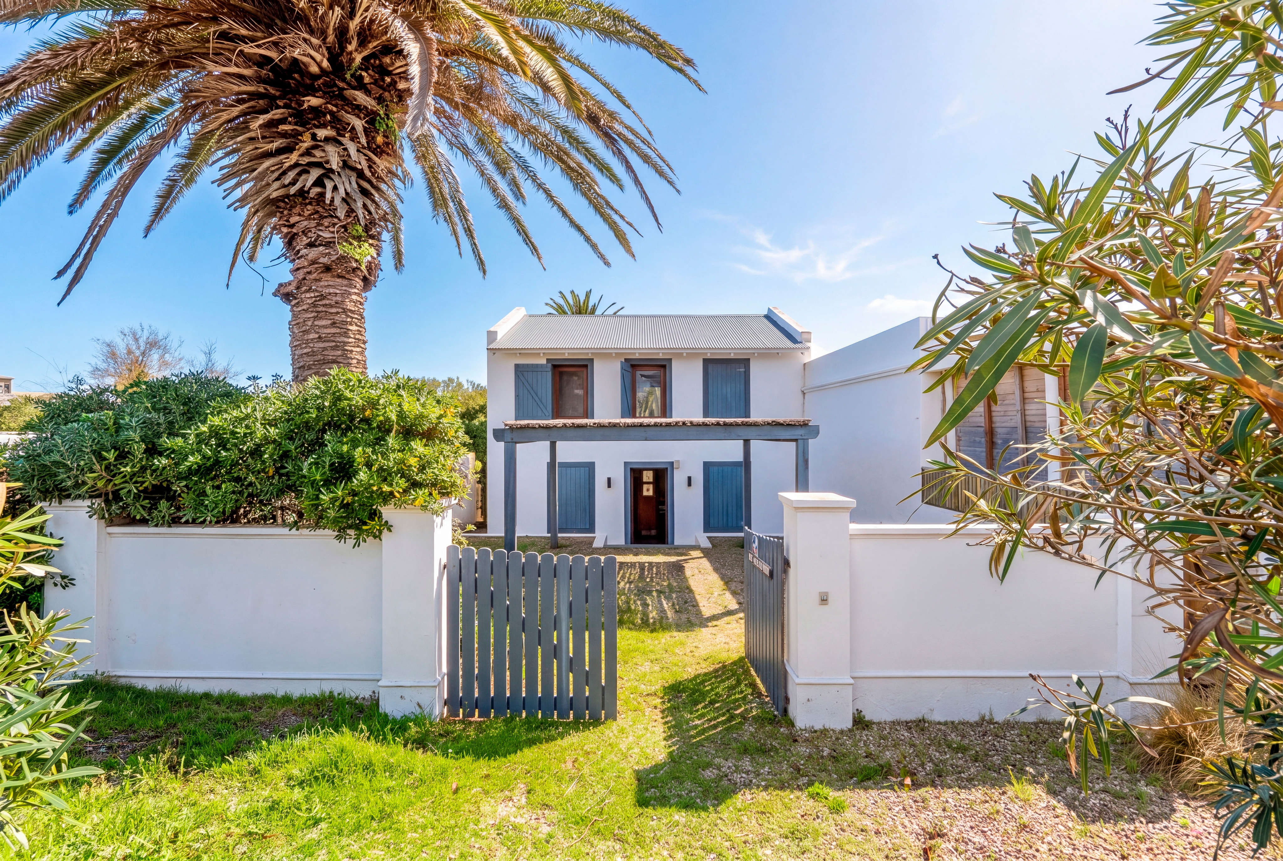 Charming property in an unbeatable location.