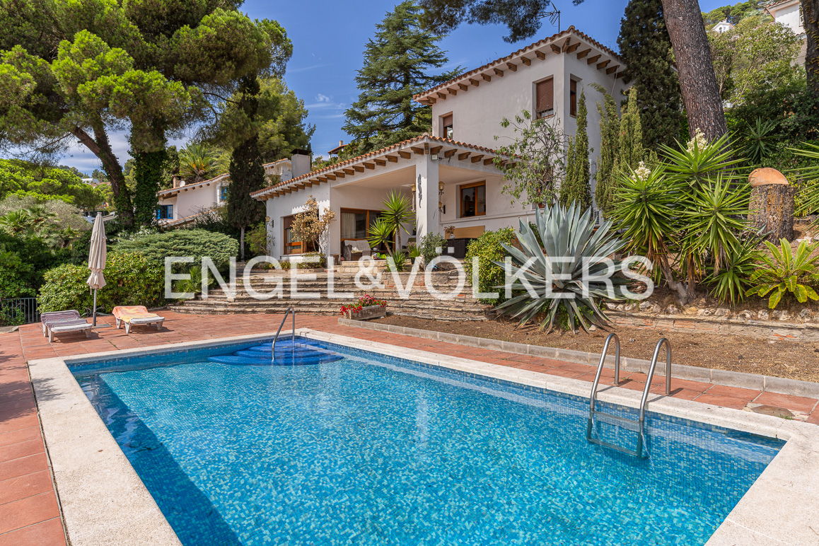 House with pool near Cala Sant Francesc