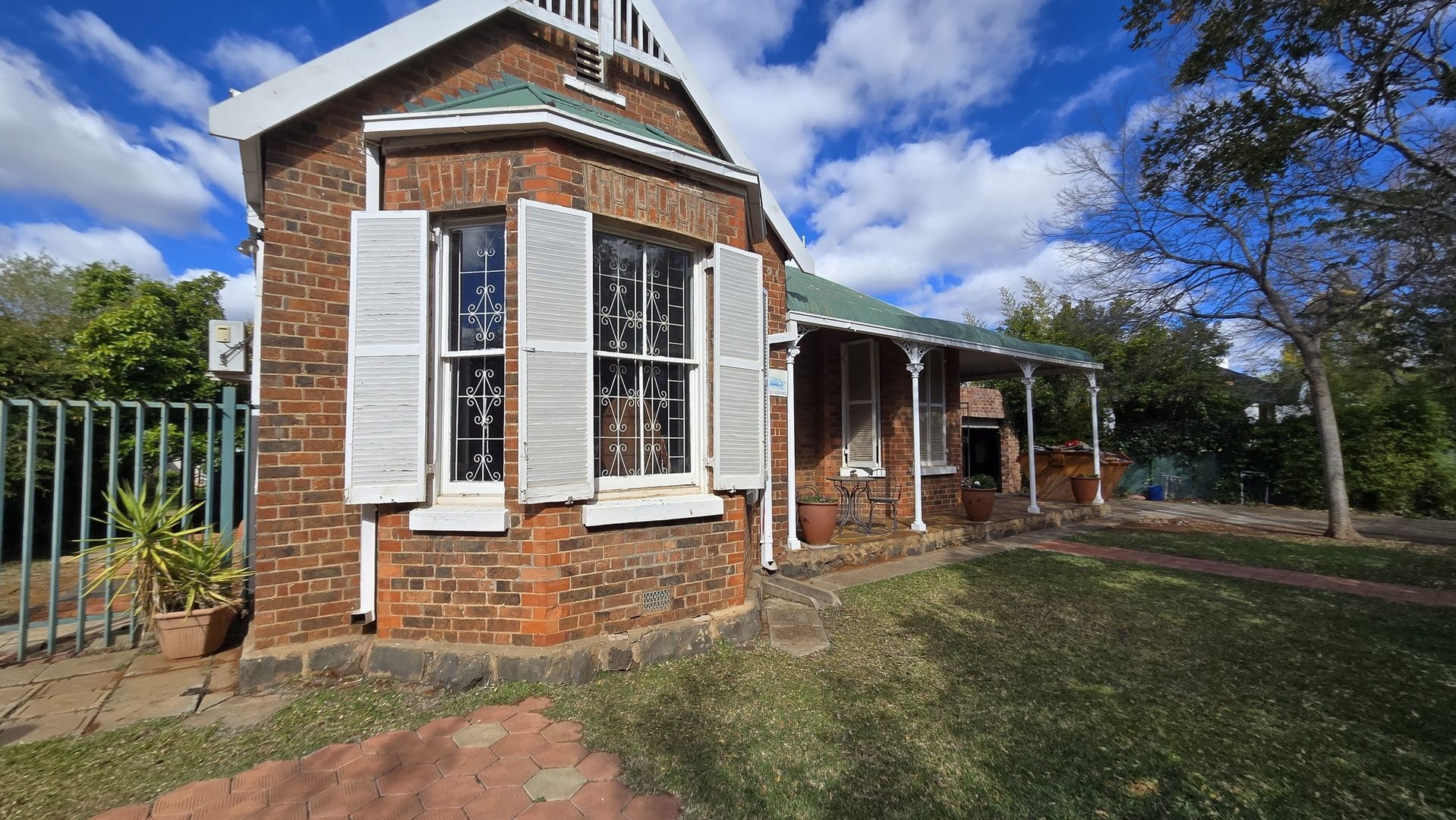 Live in the Front, Earn from the Back — A Home That Pays Its Own Way
