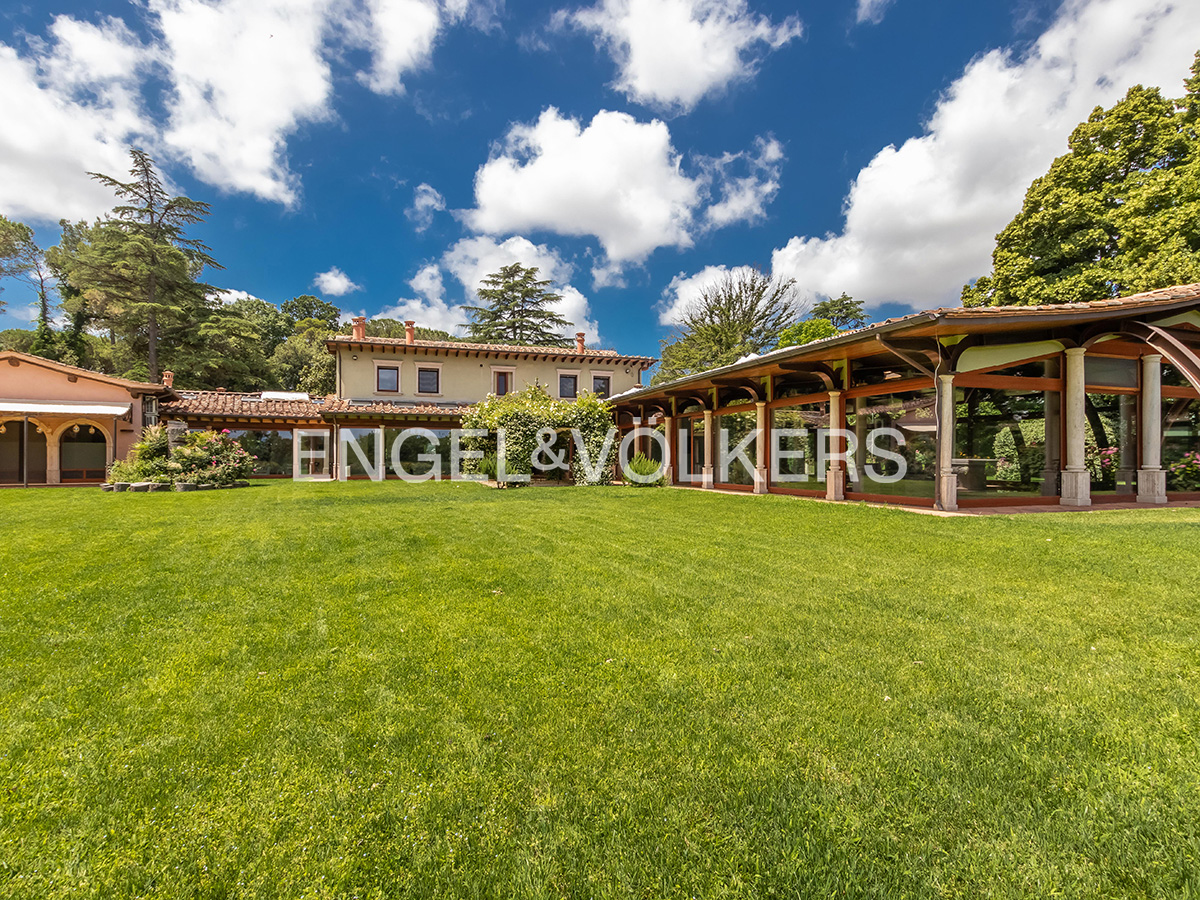 Villa con vista sul campo da golf all'Olgiata