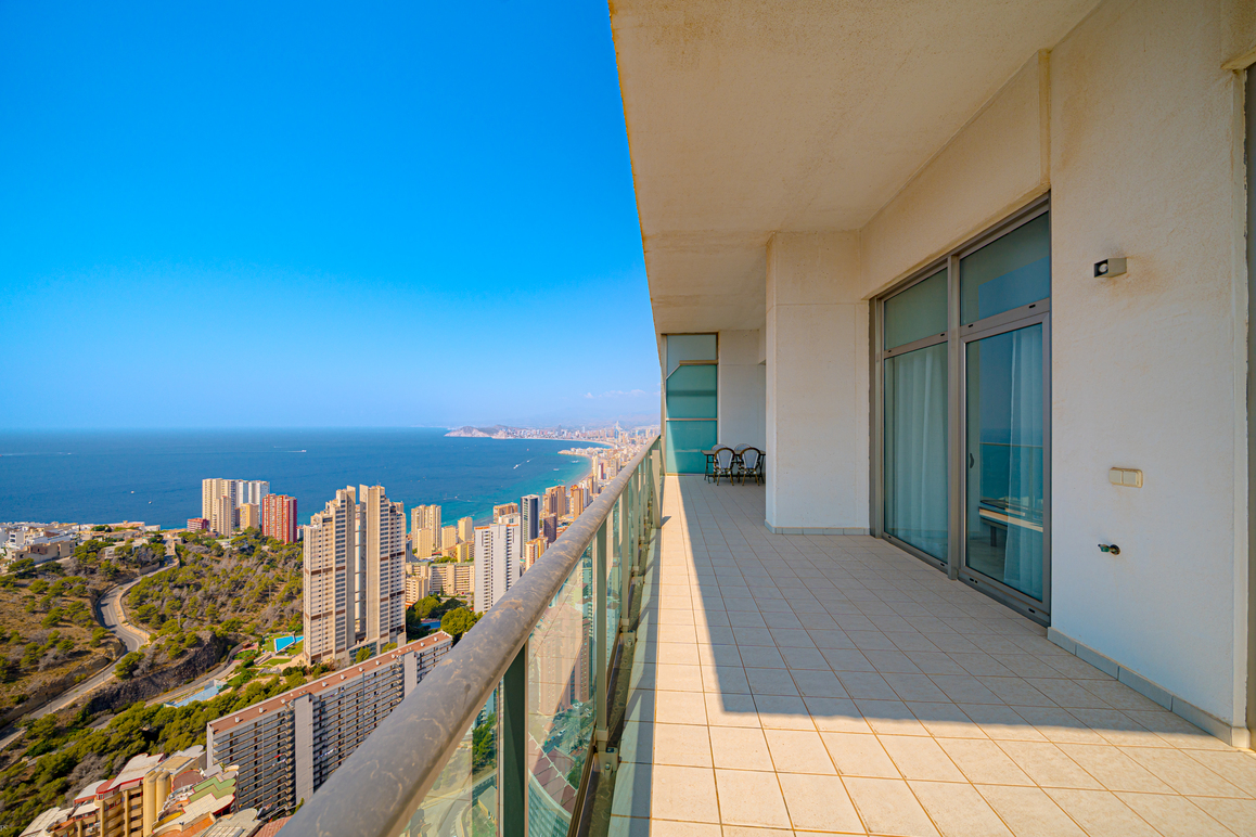 Exclusive luxury penthouse in Torre Lugano – Benidorm