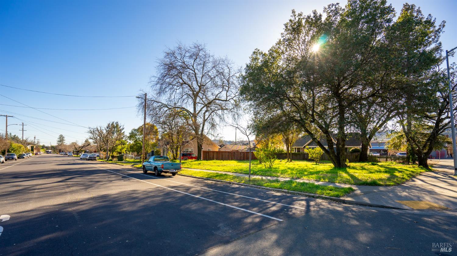 Central Cloverdale Parcel with Flexible Uses