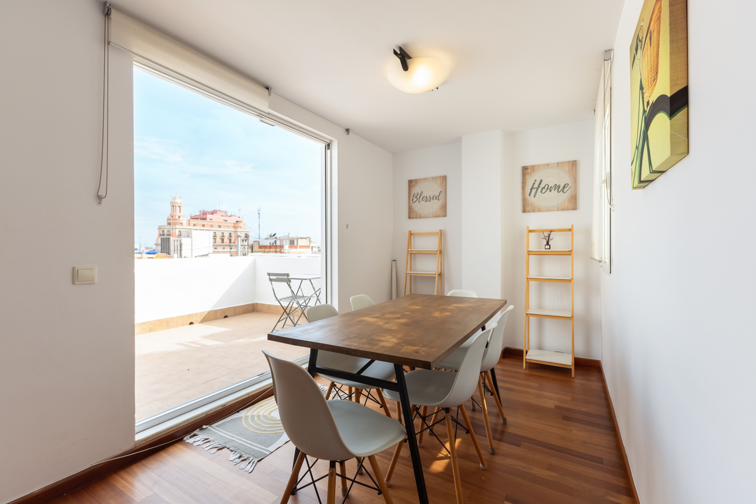 Penthouse near City Hall Square