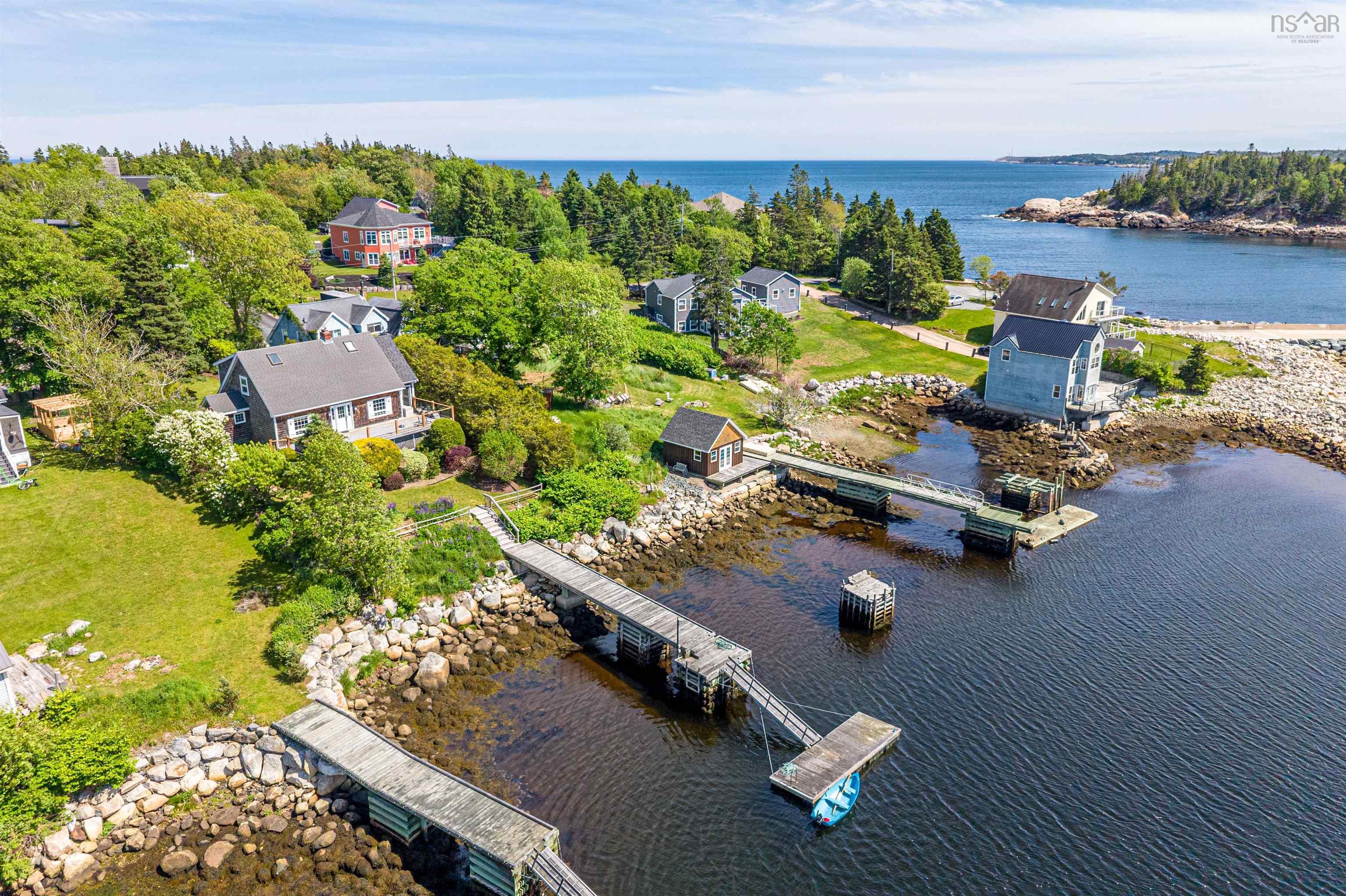 Coastal living on a quaint cove