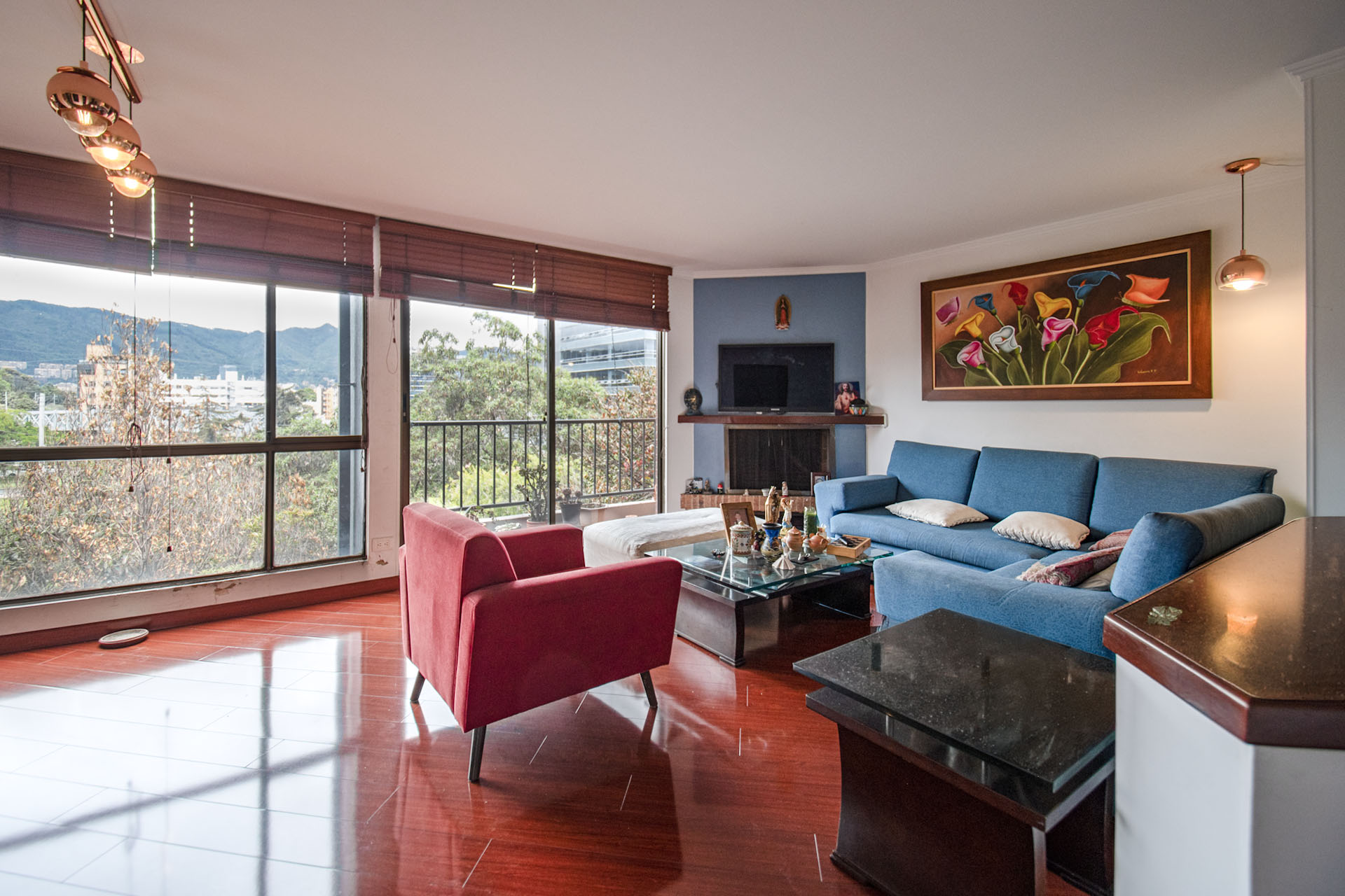 Penthouse con terraza para venta en La Alhambra