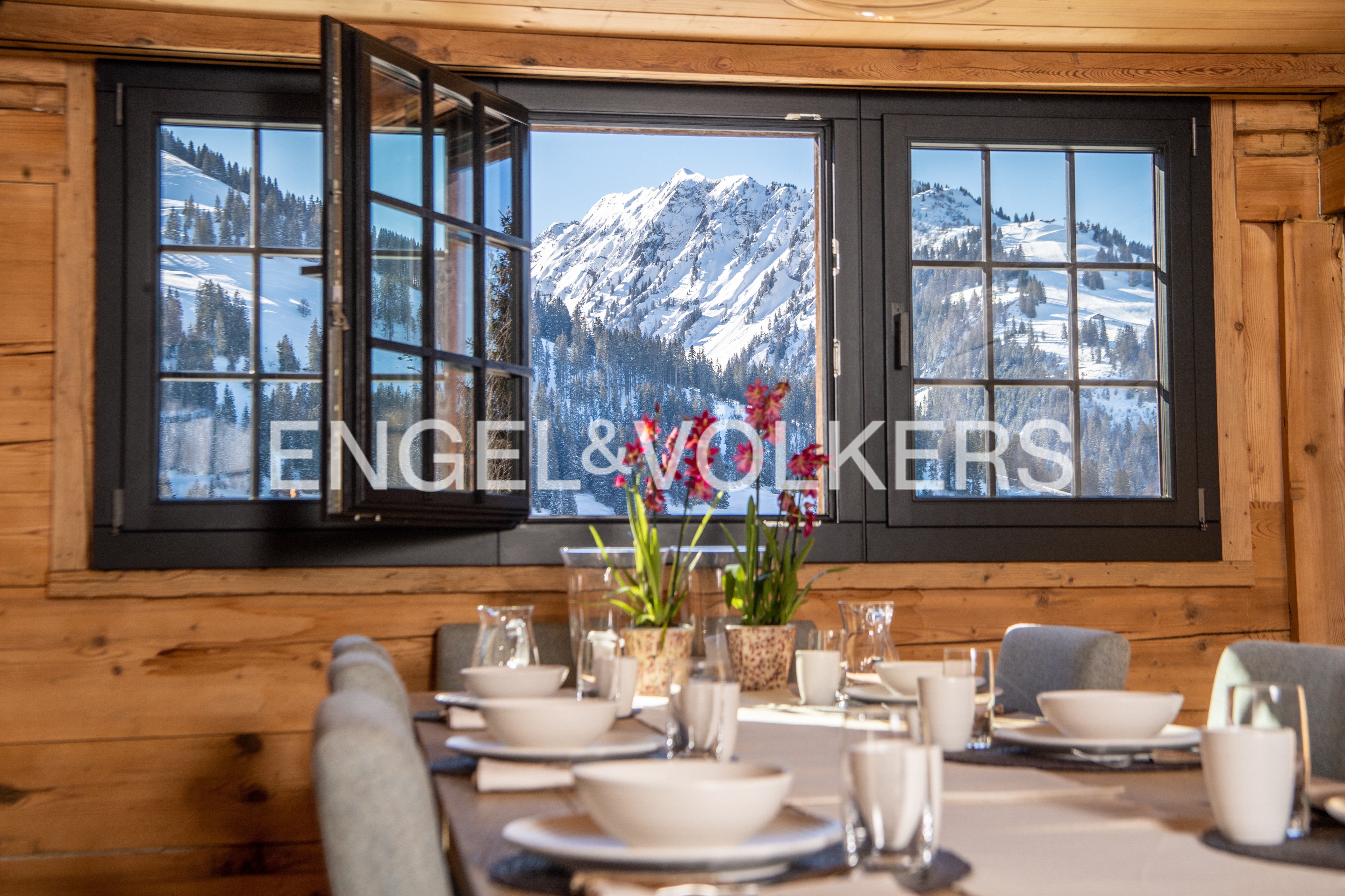 Mountain Majesty: Unique alpage with Breathtaking Views