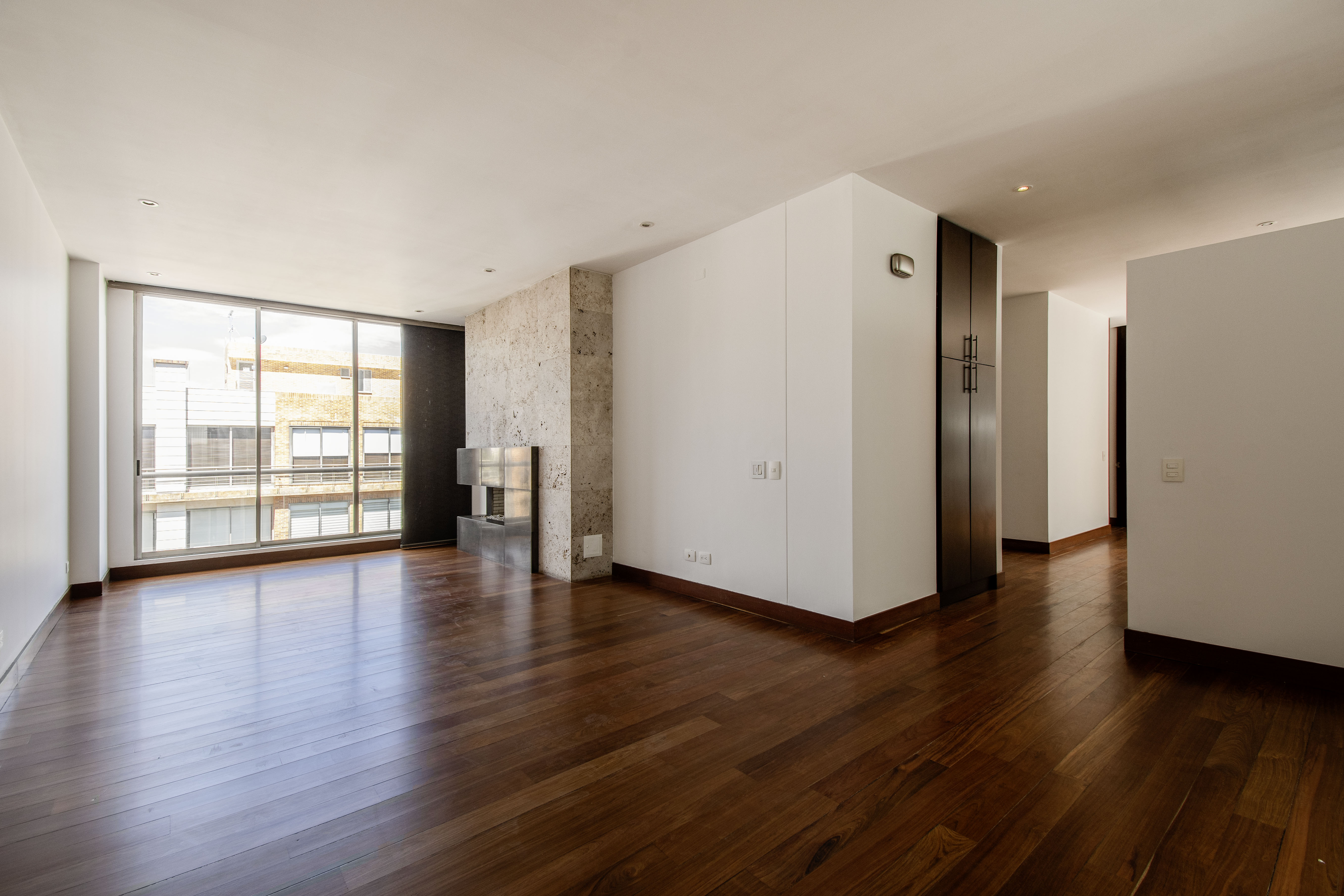 Penthouse con terraza para arriendo en Chicó Reservado