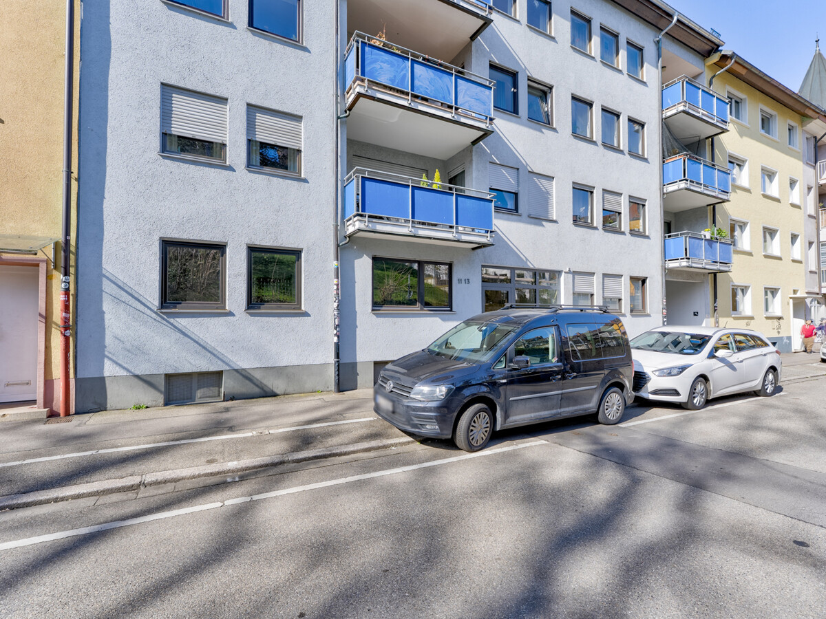 Durchdachter Grundriss: Vielseitige Raumaufteilung für Praxis oder Büro