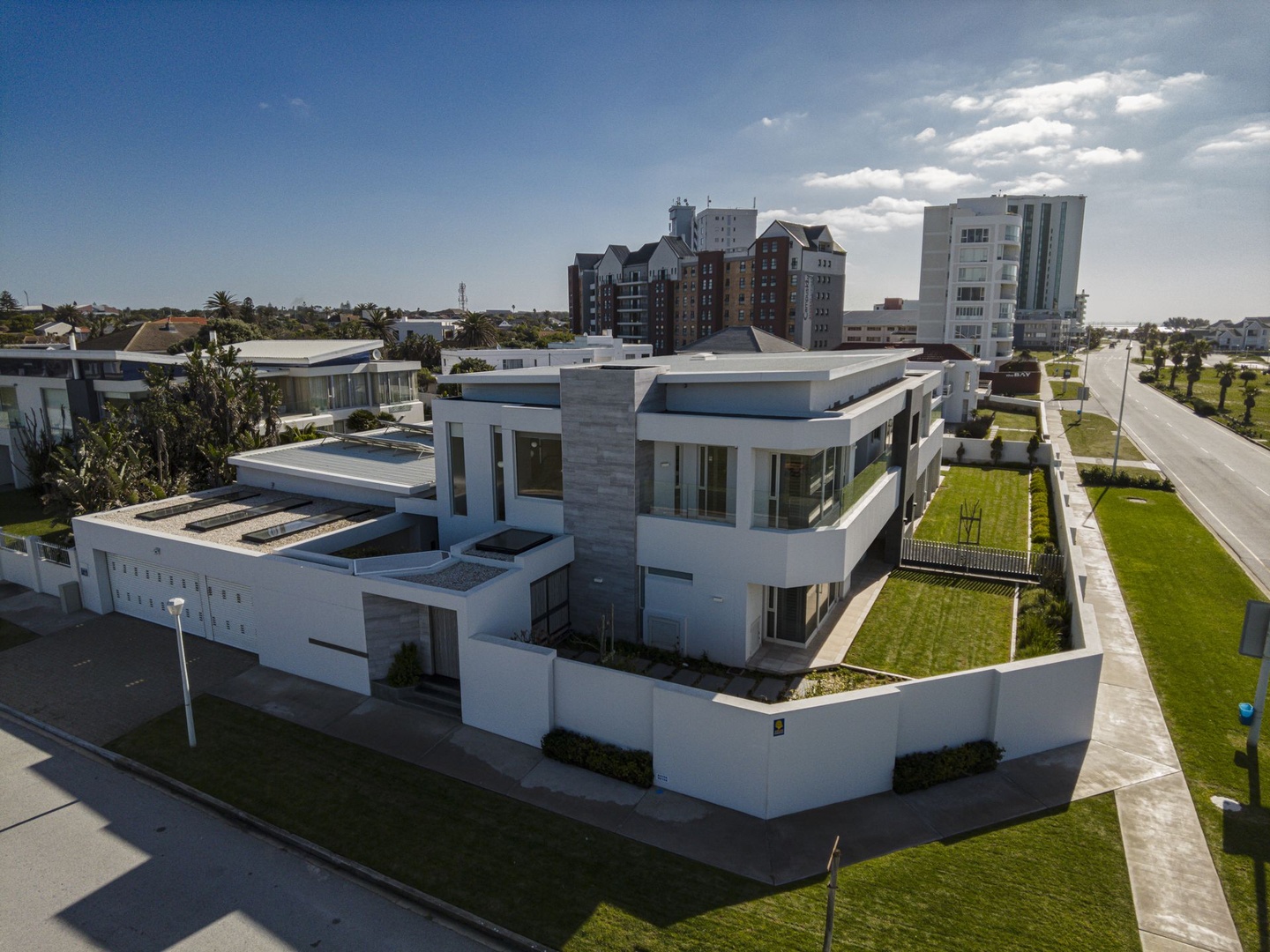 Luxury Beachfront Living